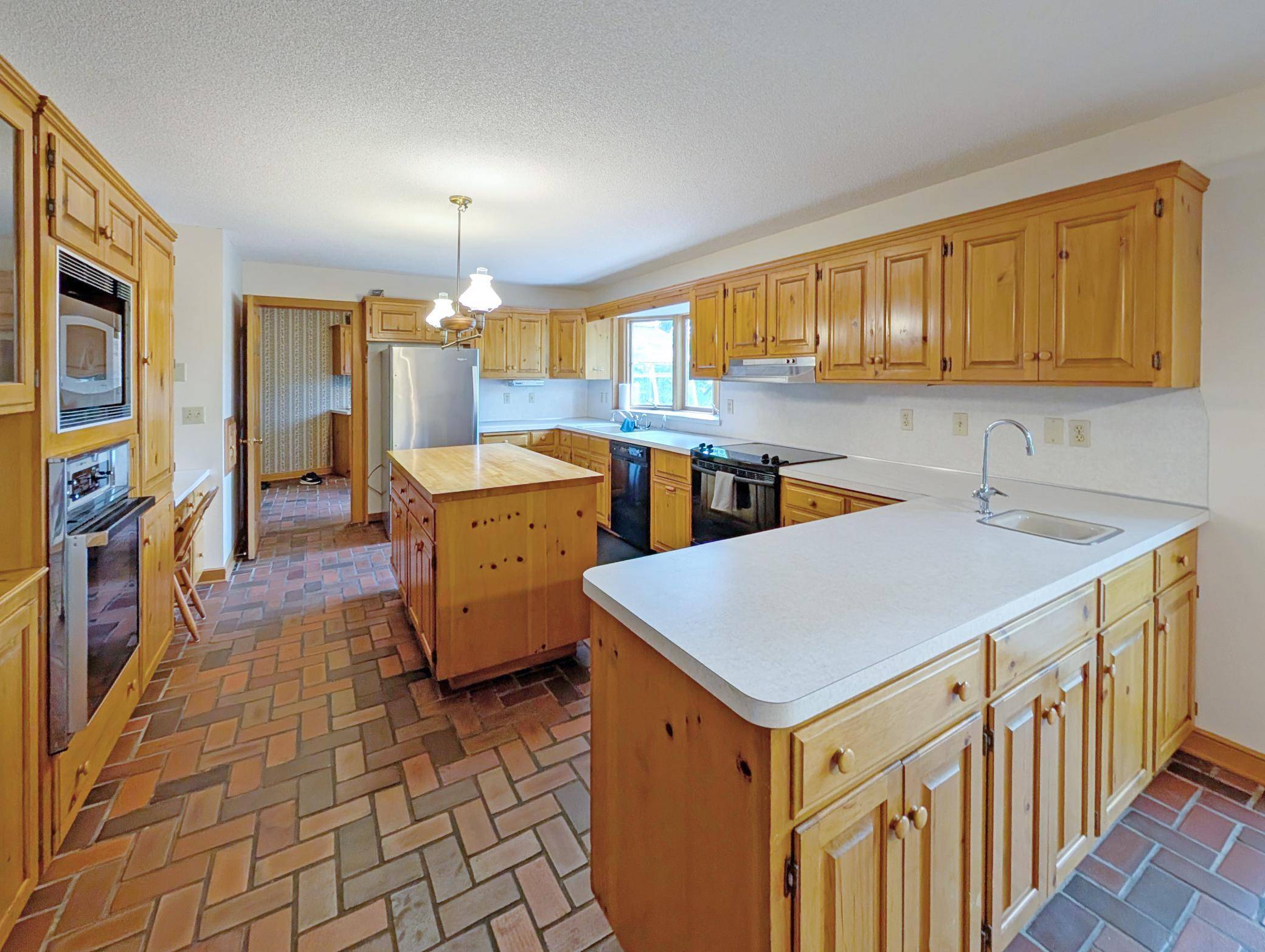 16220 Hayes AVE, Carver, MN 55315