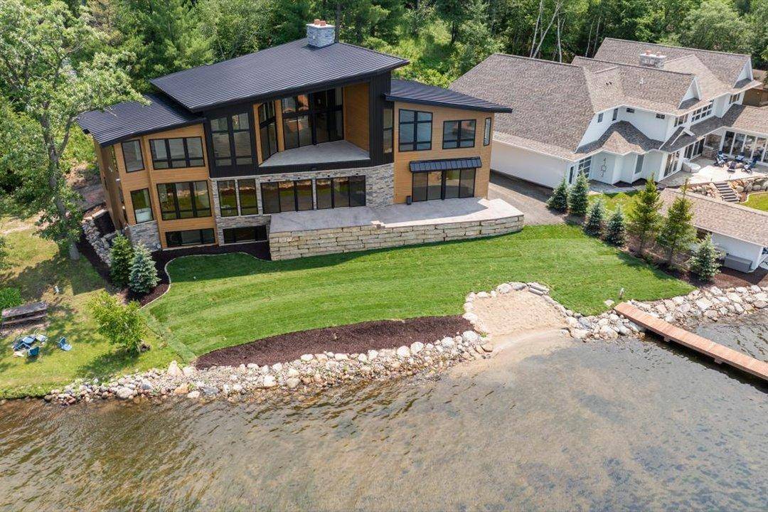 11245 E Steamboat Bay DR, East Gull Lake, MN 56401