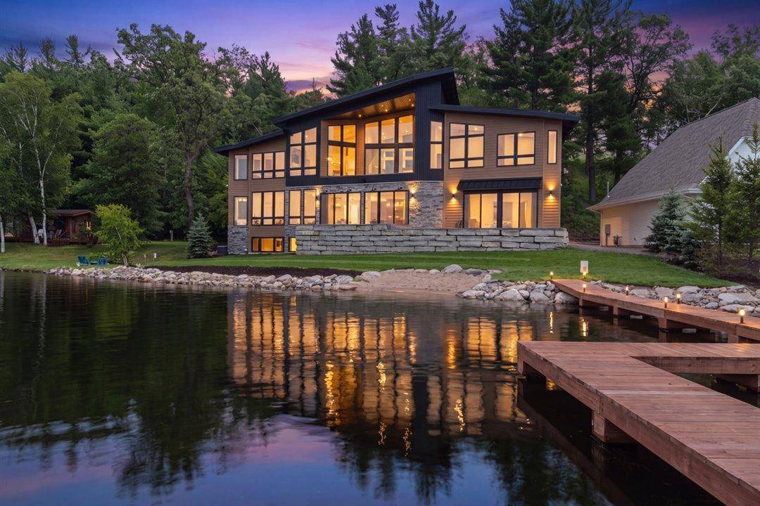 11245 E Steamboat Bay DR, East Gull Lake, MN 56401