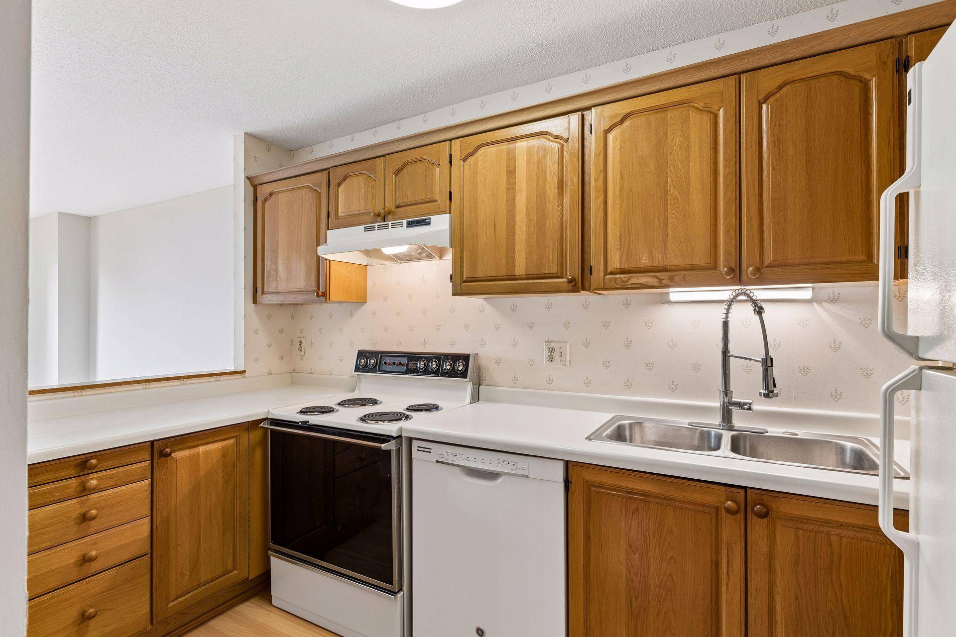 1425 W 28th ST #315, Minneapolis, MN 55408