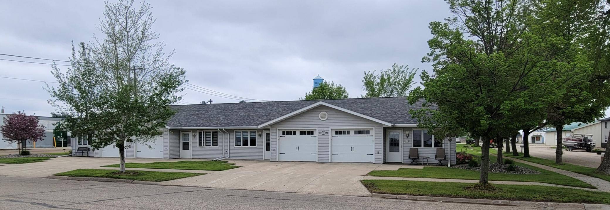 310 Antelope AVE SW, Forman, ND 58032