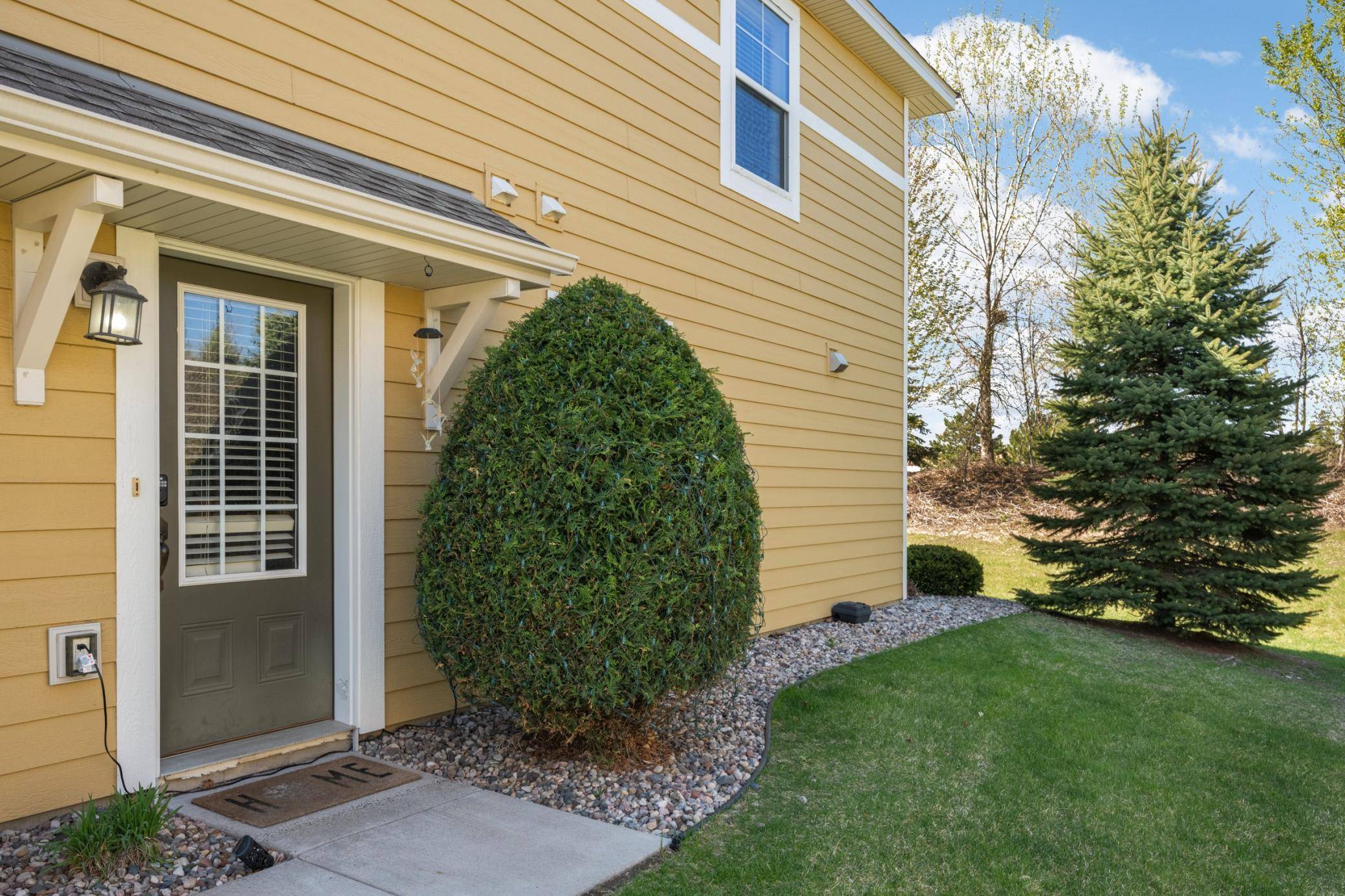 3437 Chestnut LN, Eagan, MN 55123