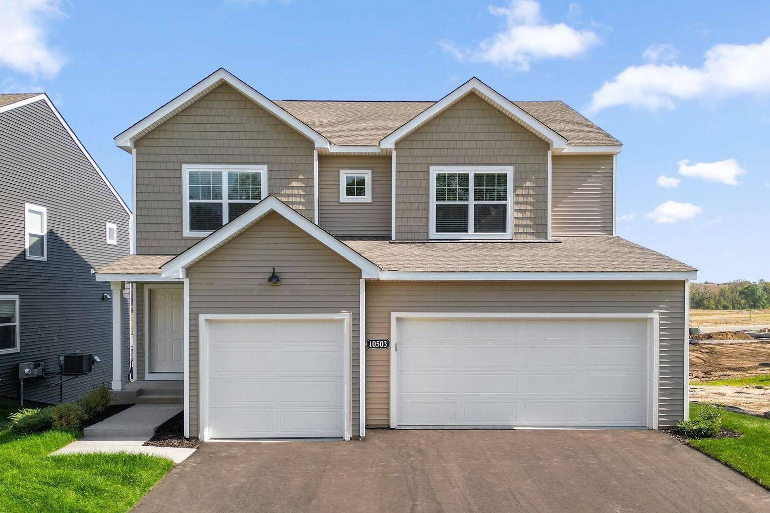 1141 Annagaire Curve, Rosemount, MN 55068