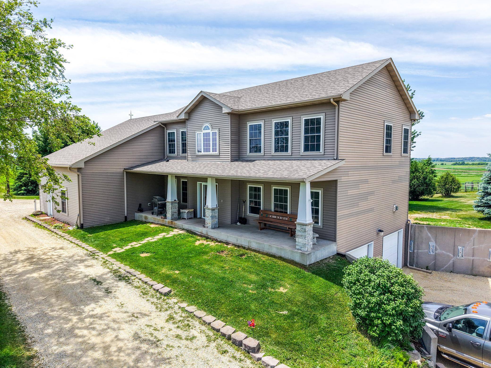 8229 10th Street SW, Byron, MN 55920