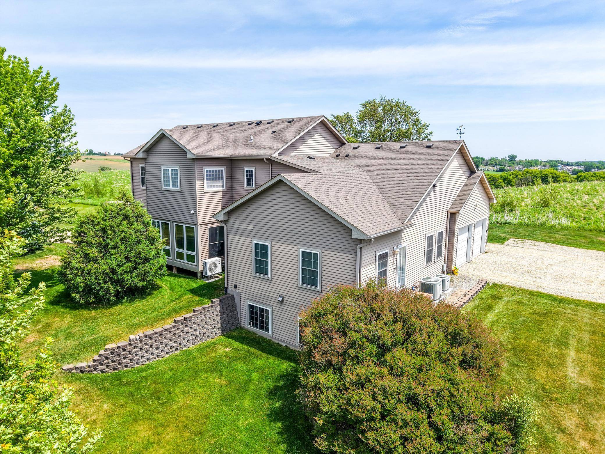8229 10th Street SW, Byron, MN 55920