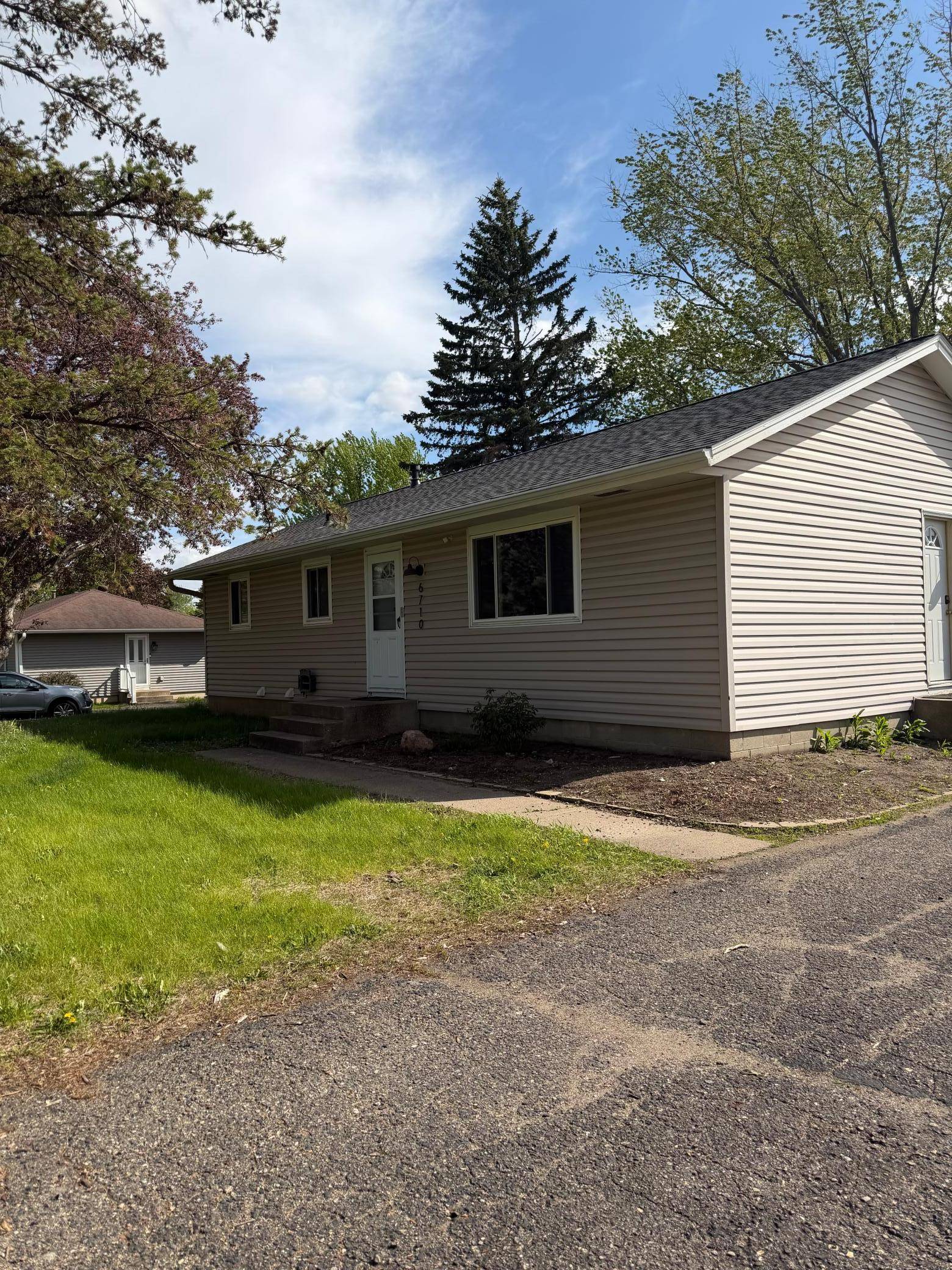 6710 169th ST W, Farmington, MN 55024