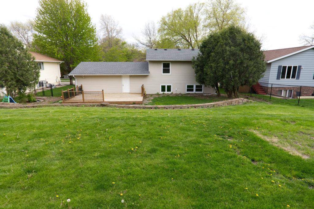 509 Meadow Run DR SW, Rochester, MN 55902