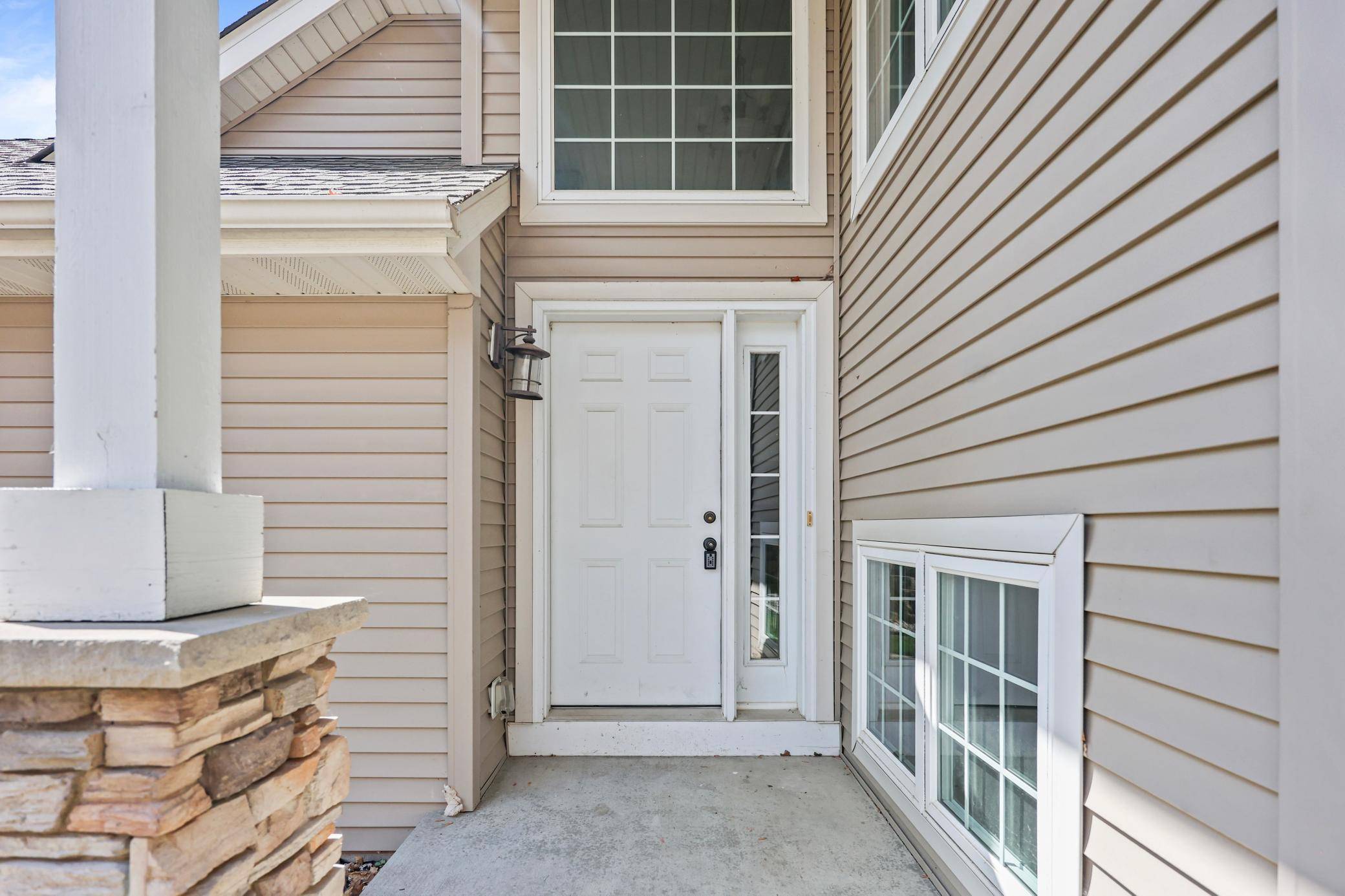 6030 Boulder Ridge DR, Rockford, MN 55373
