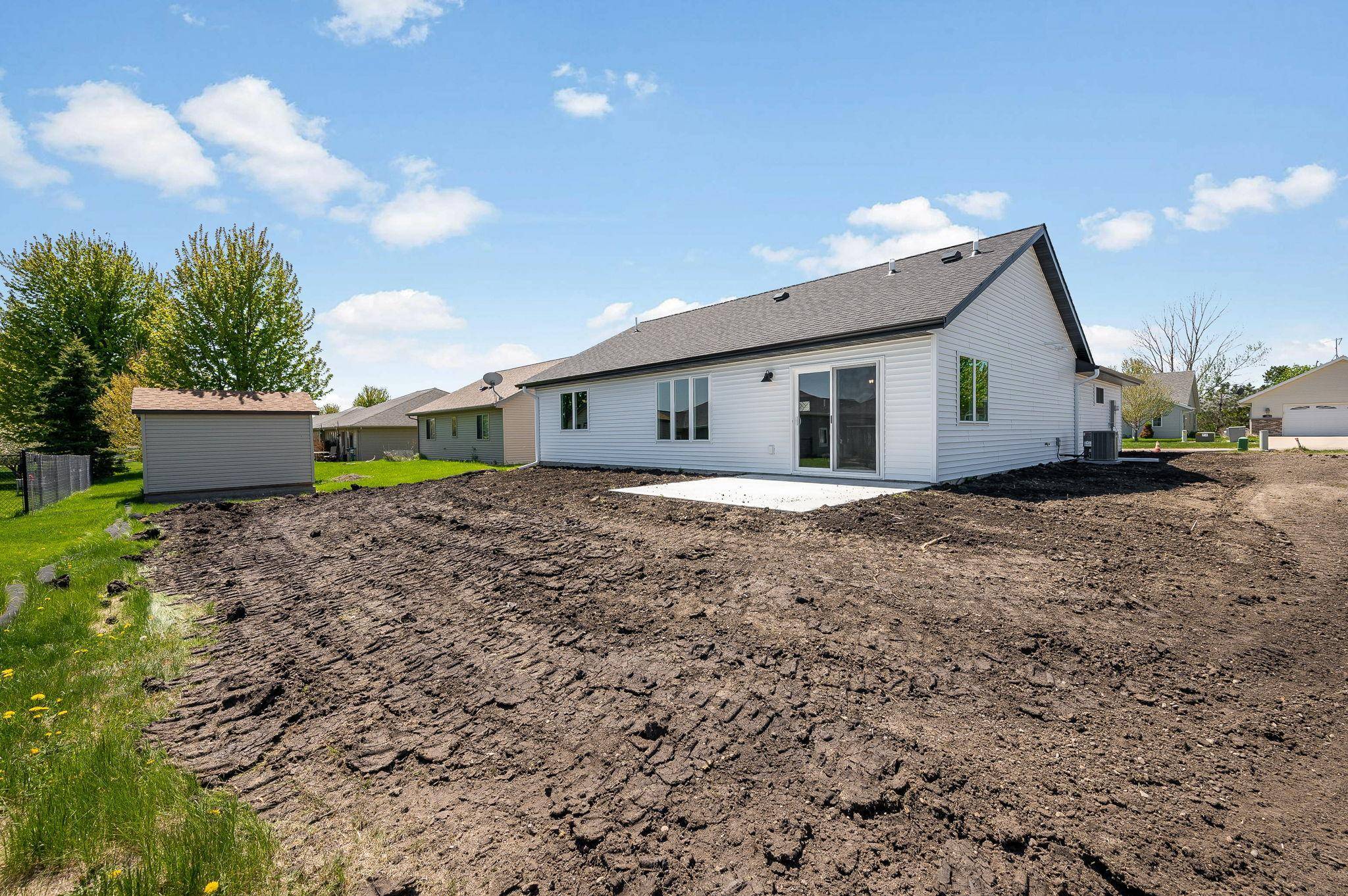 121 Copper Village CIR, Mankato, MN 56001