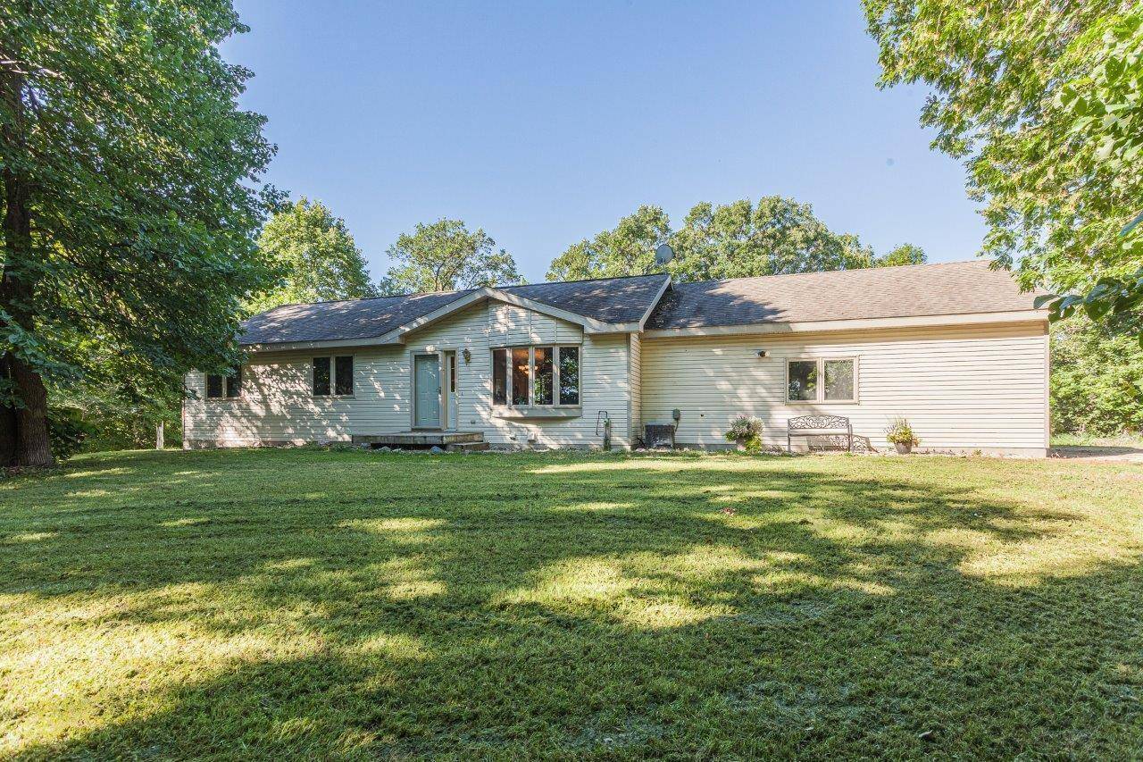41854 215th AVE, Pelican Rapids, MN 56572