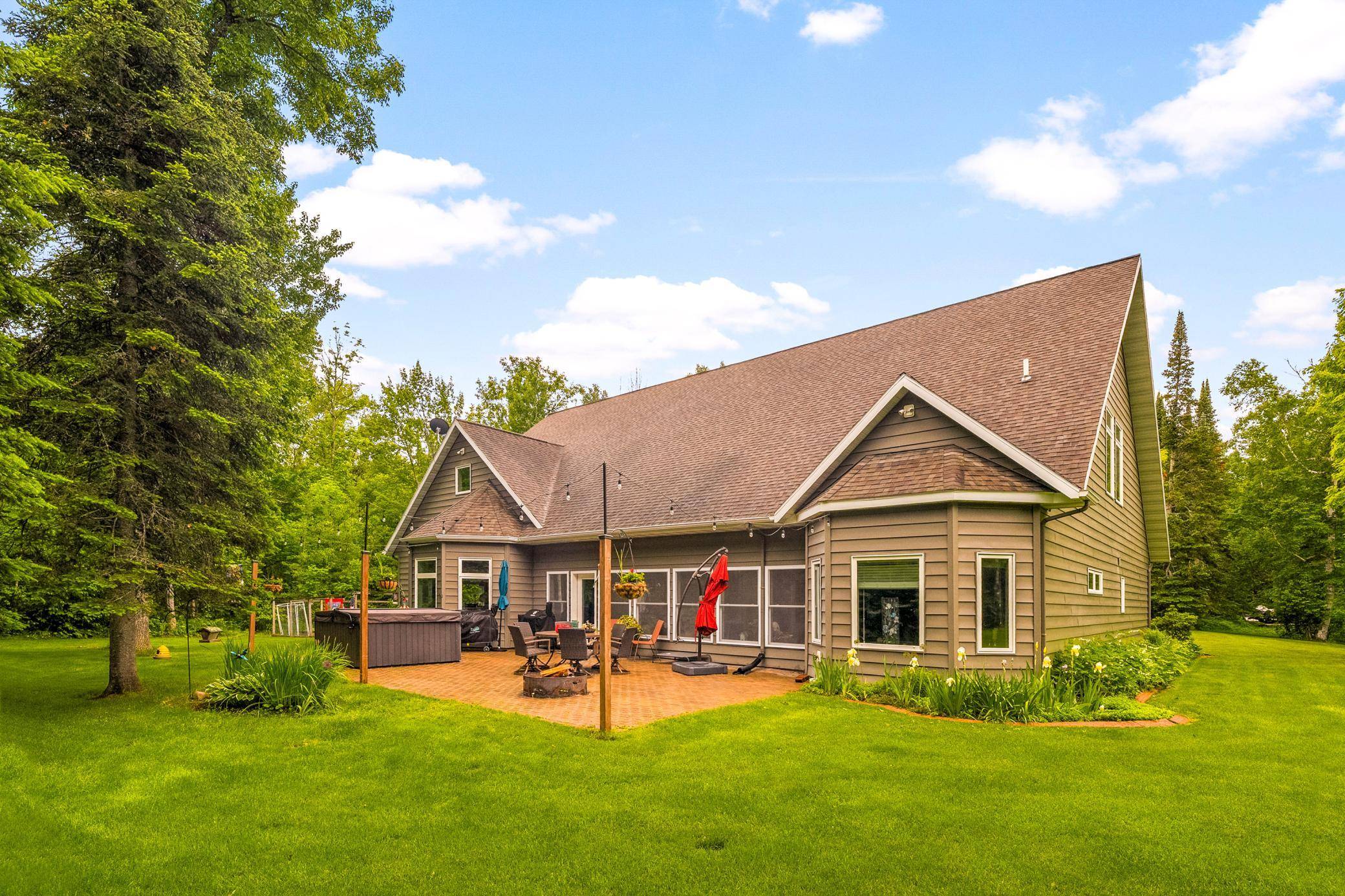 5760 Munger Shaw RD, Saginaw, MN 55779