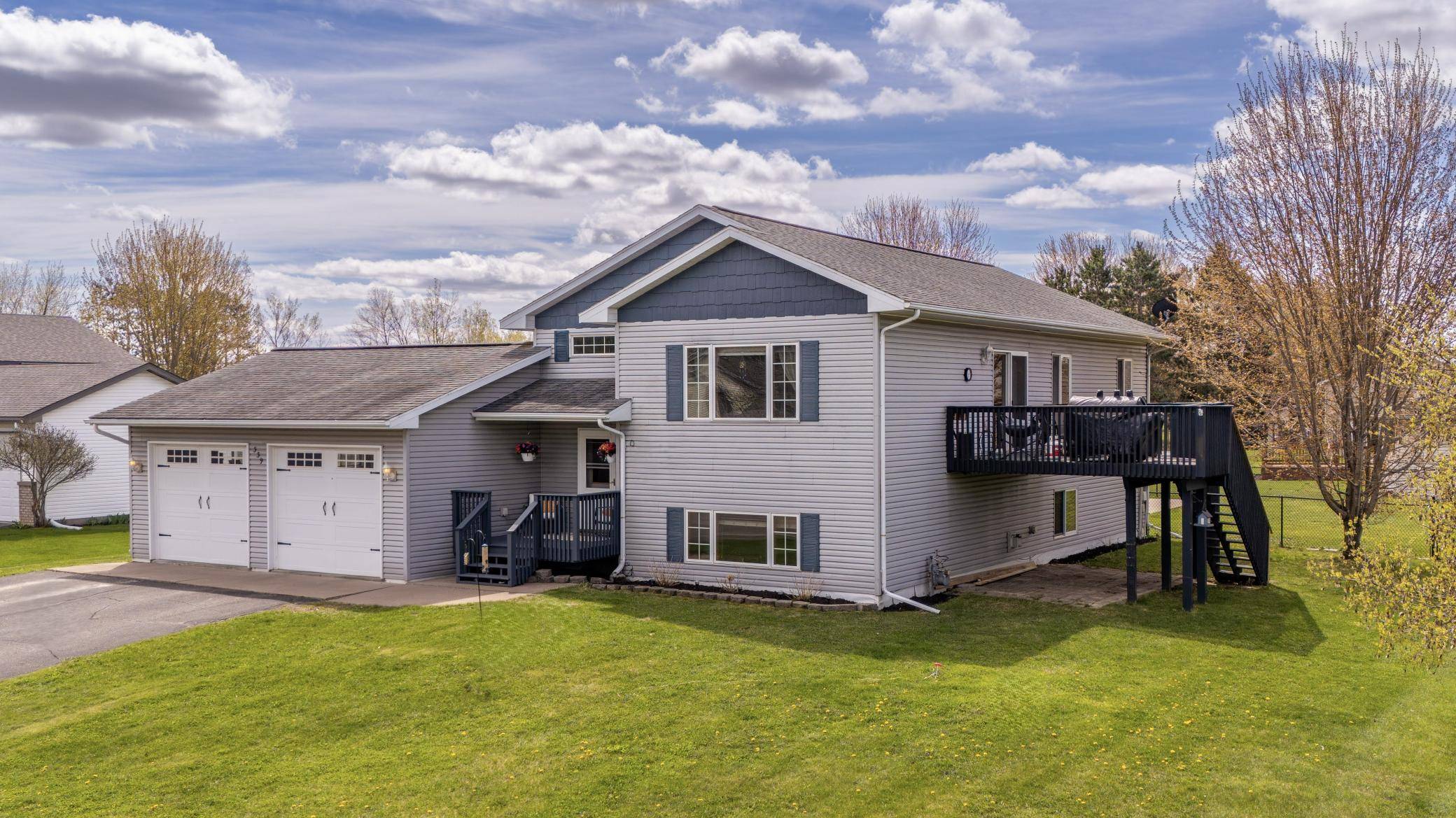 339 11th ST NE, Milaca, MN 56353