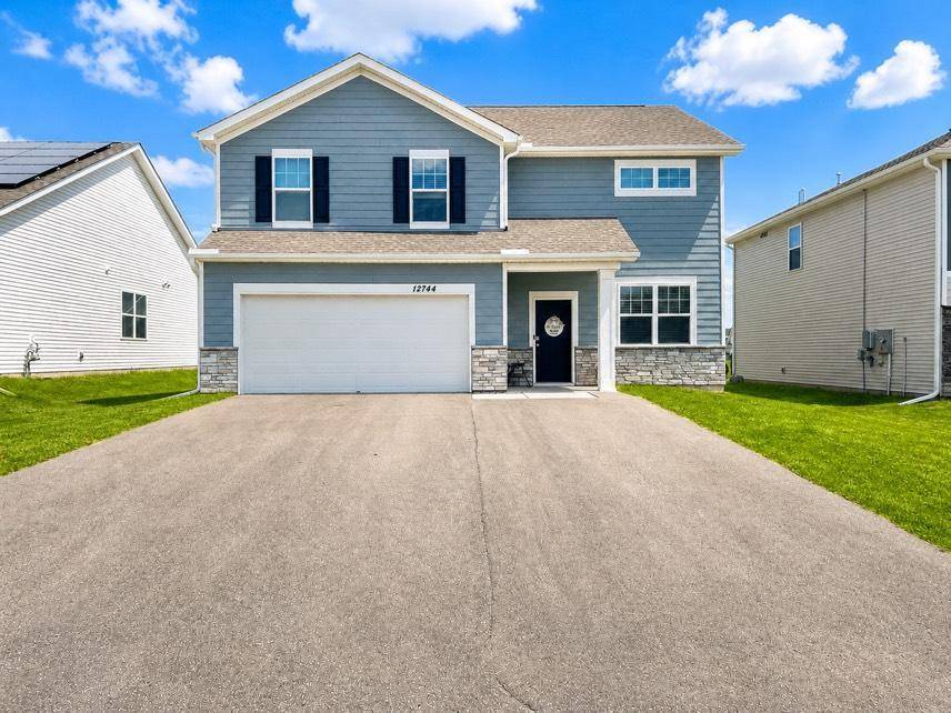 12744 Erskin ST NE, Blaine, MN 55449