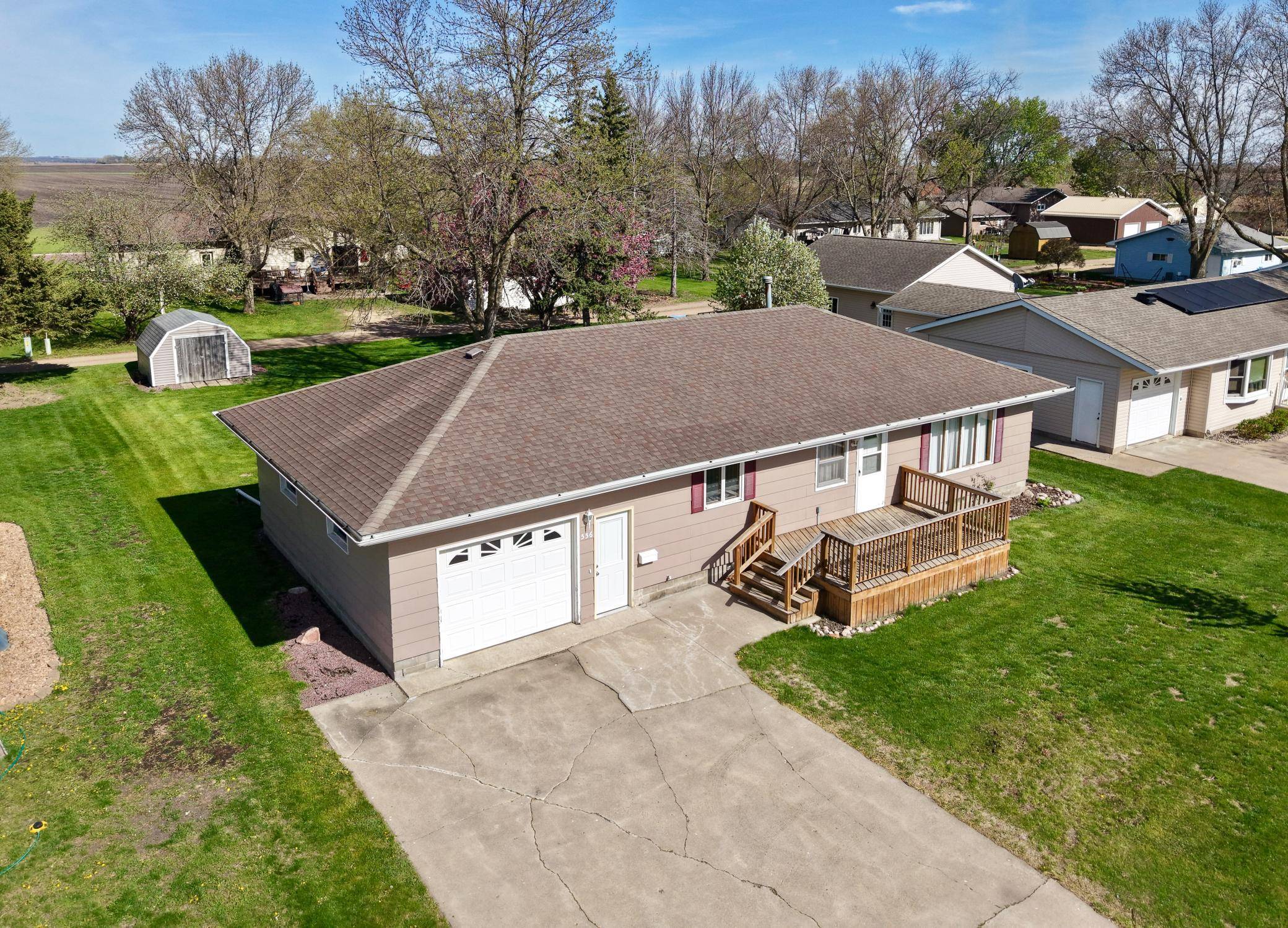 556 Elm AVE, Westbrook, MN 56183