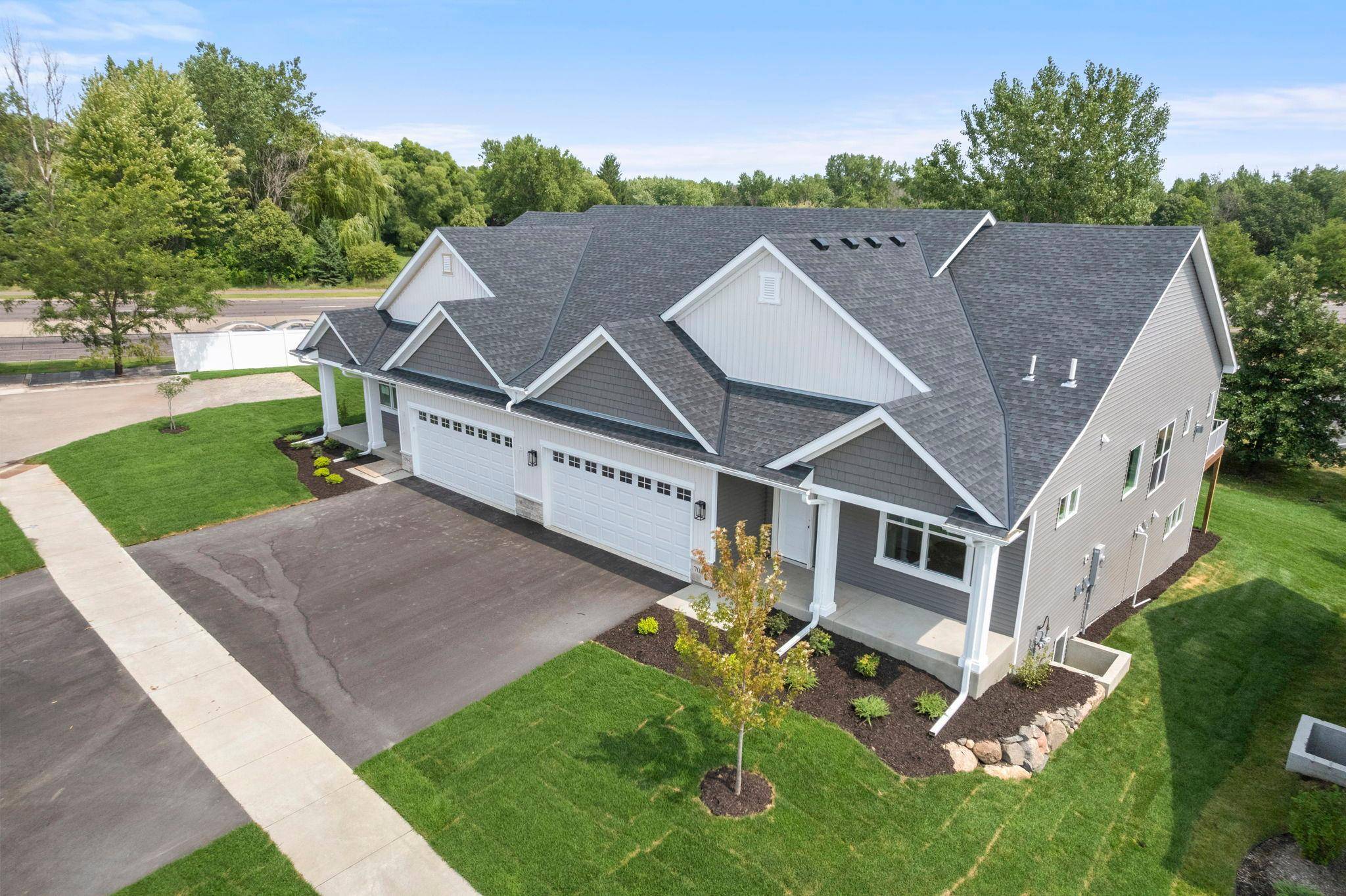7082 Weston LN N, Maple Grove, MN 55311