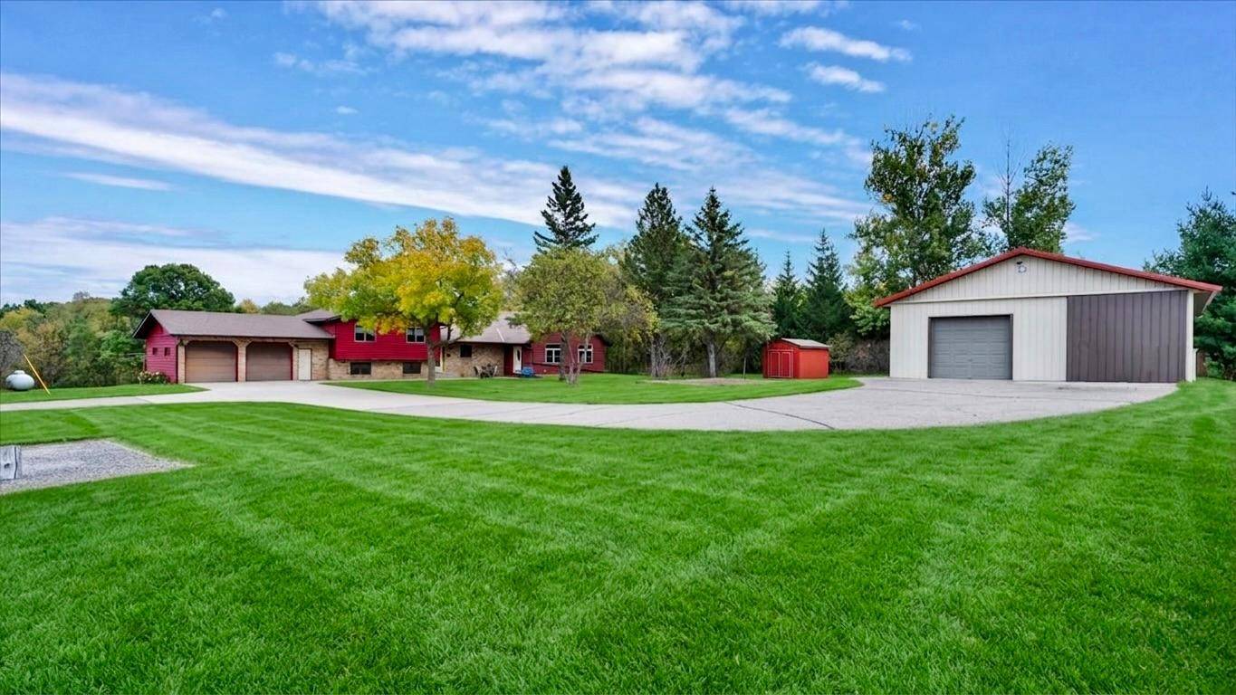 22364 45th AVE, Saint Augusta, MN 56301
