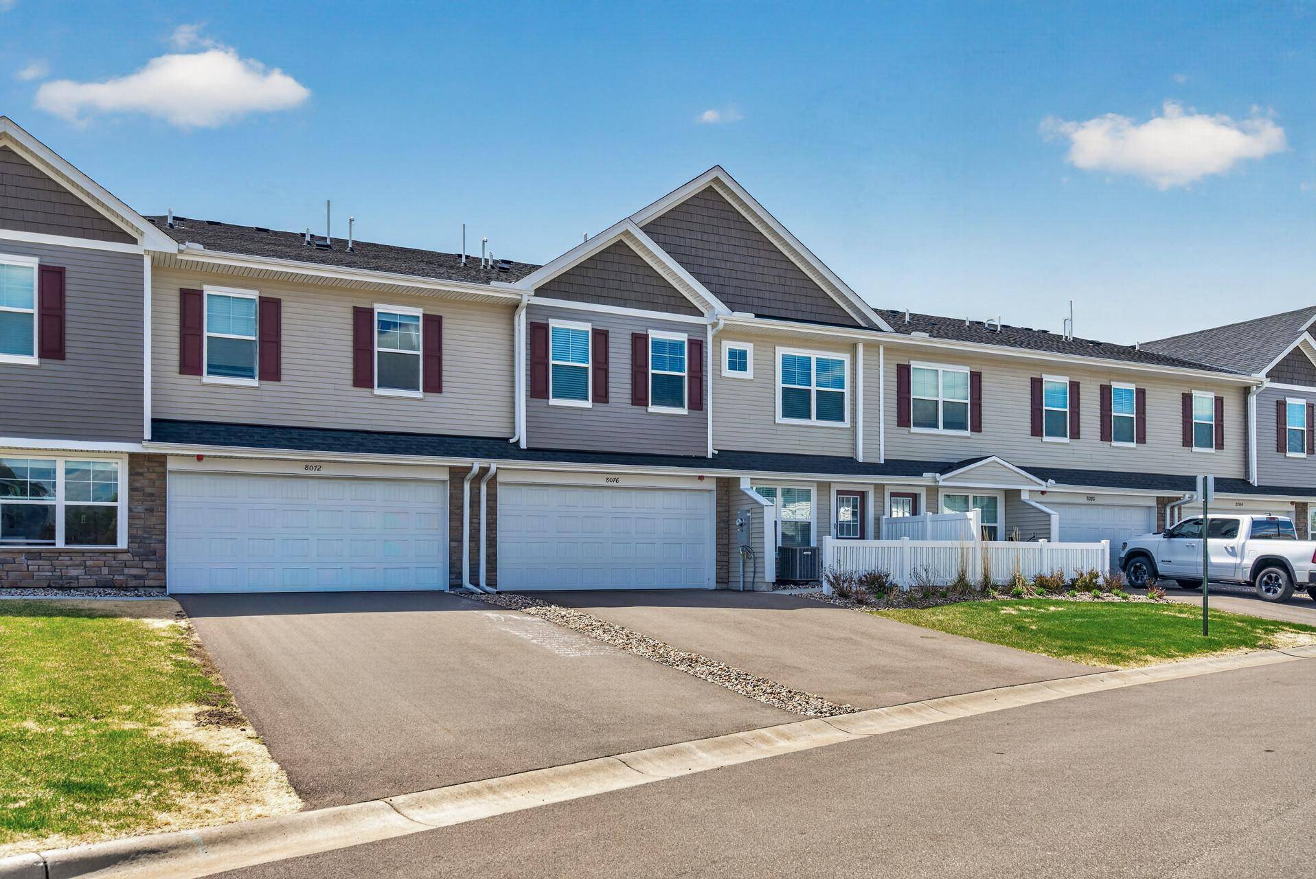 8076 150th PL NW, Anoka, MN 55303