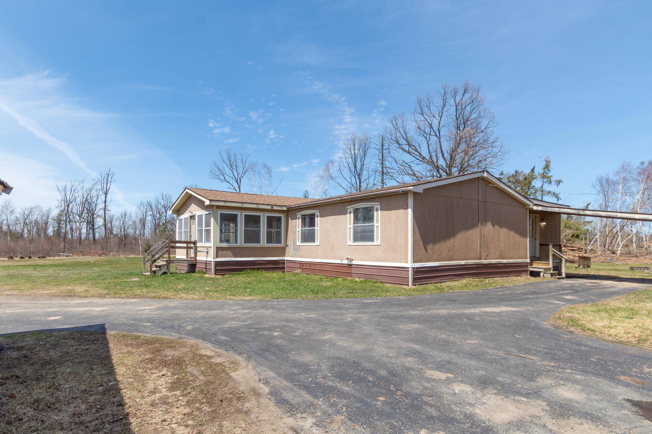 14948 500th ST, Becida, MN 56678
