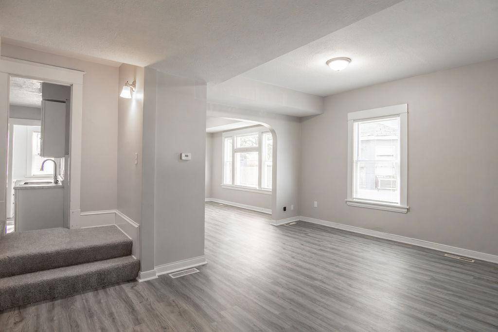 1606 Concordia Avenue, Saint Paul, MN 55104