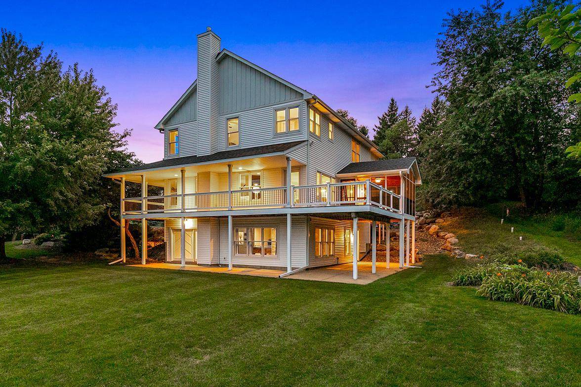 22412 Wagon Wheel TRL, Lakeville, MN 55044