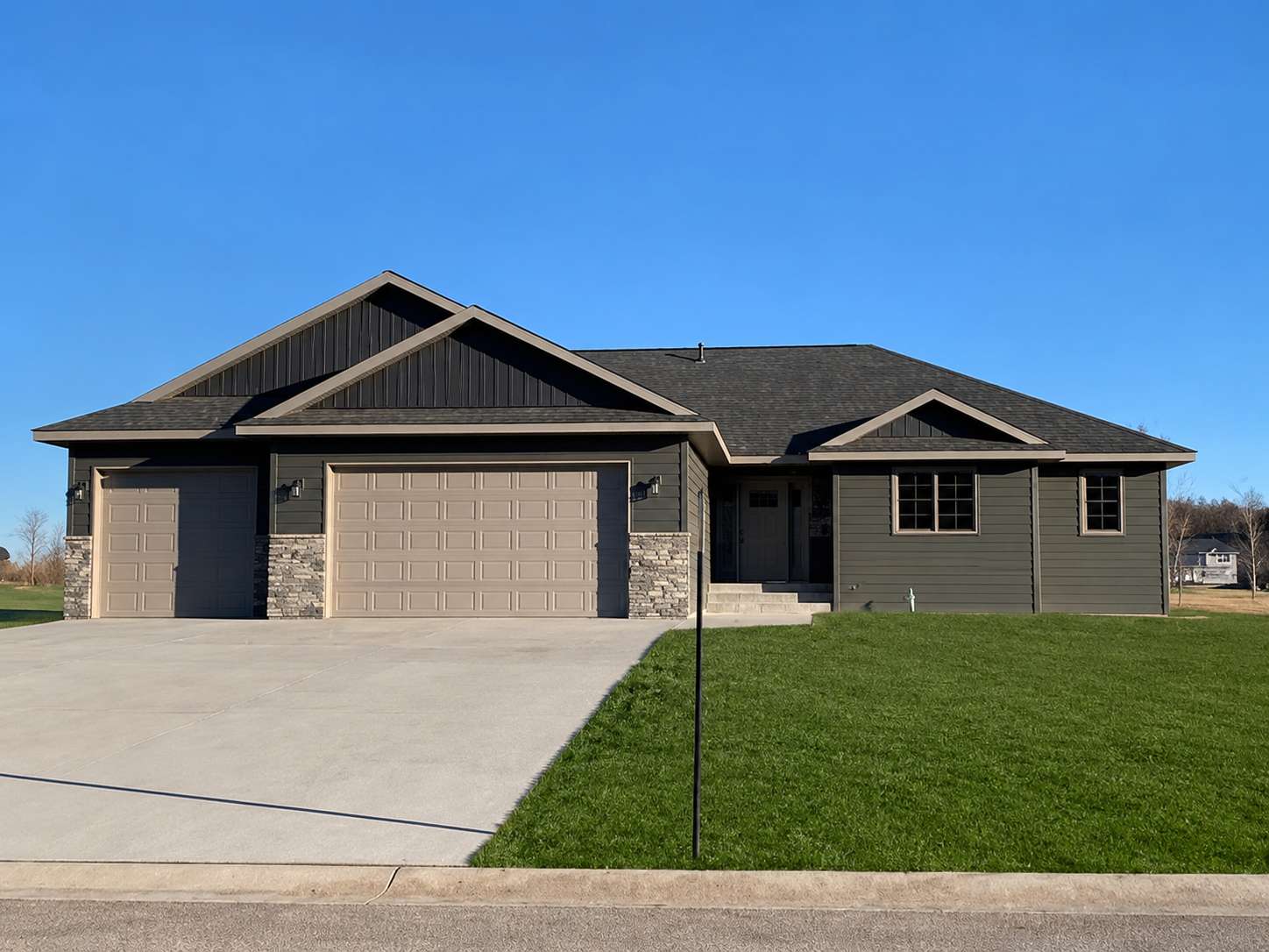 4857 Chainview DR NW, Alexandria, MN 56308