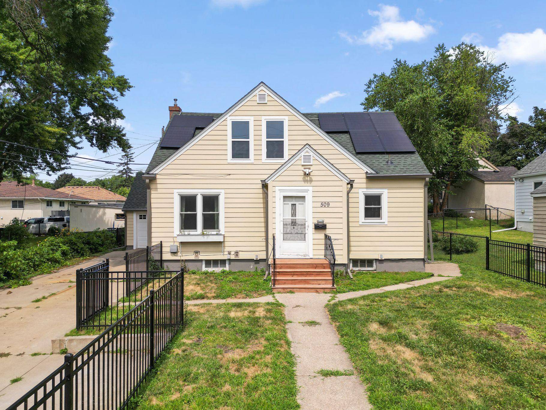 509 1st ST N, Hopkins, MN 55343