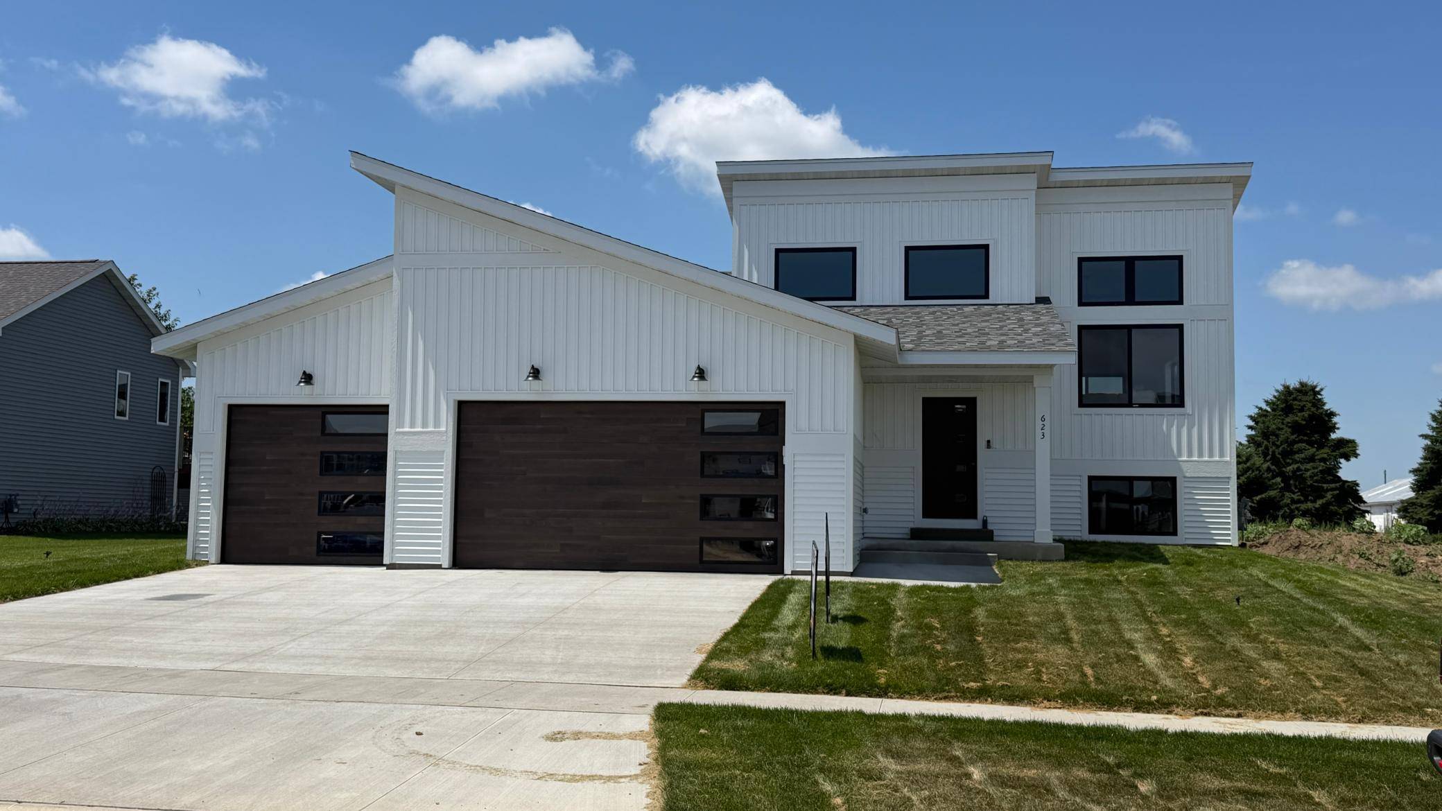 623 7th AVE NE, Byron, MN 55920