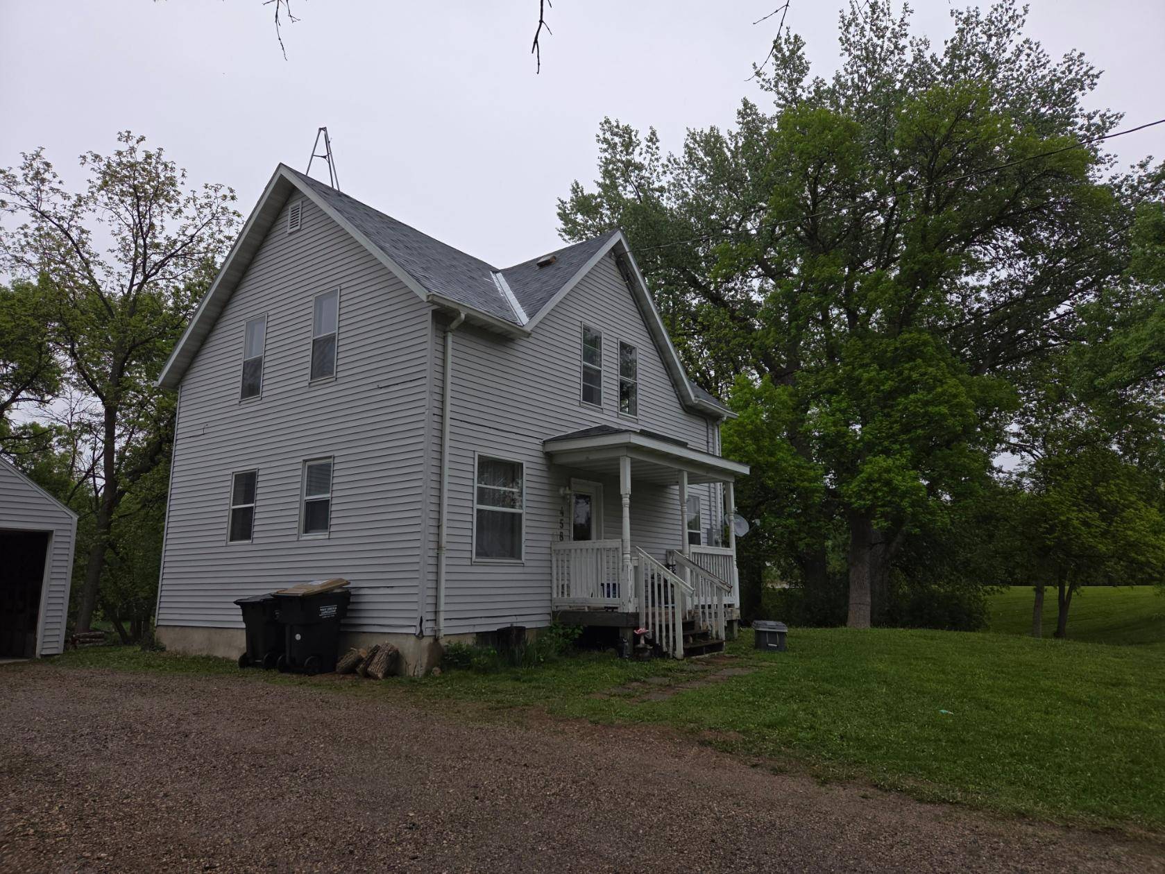 458 4th ST N, Brownton, MN 55312