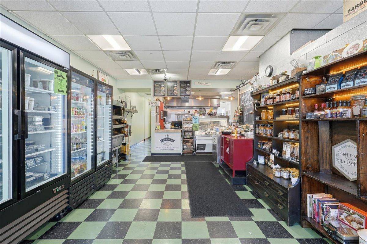 210 Locust ST, Hudson, WI 54016