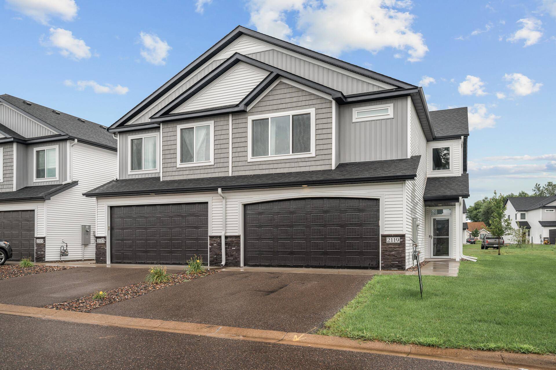 2117 Cleveland LN S, Cambridge, MN 55008