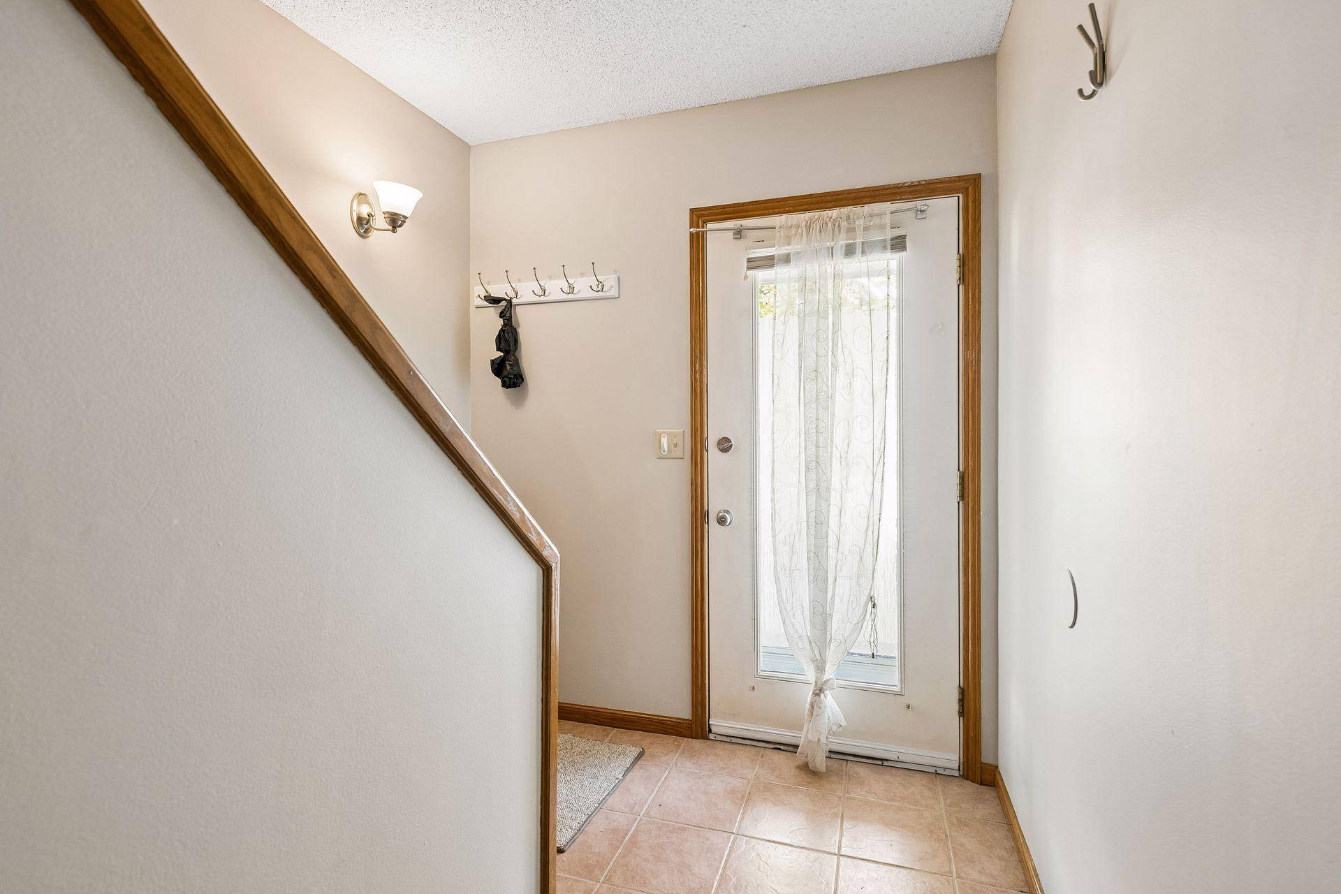 930 Dartmouth PL SE, Minneapolis, MN 55414
