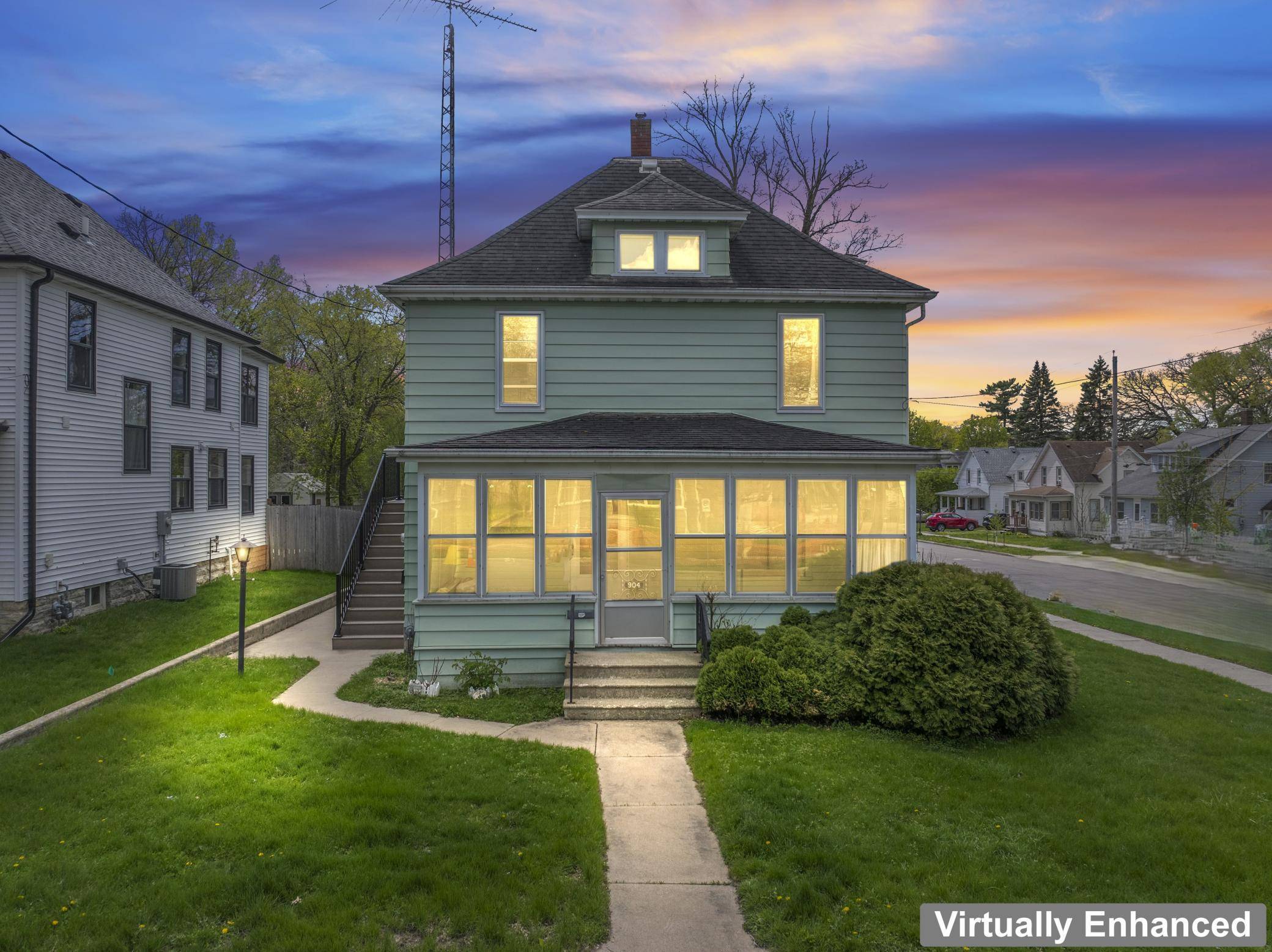904 1st ST SE, Rochester, MN 55904
