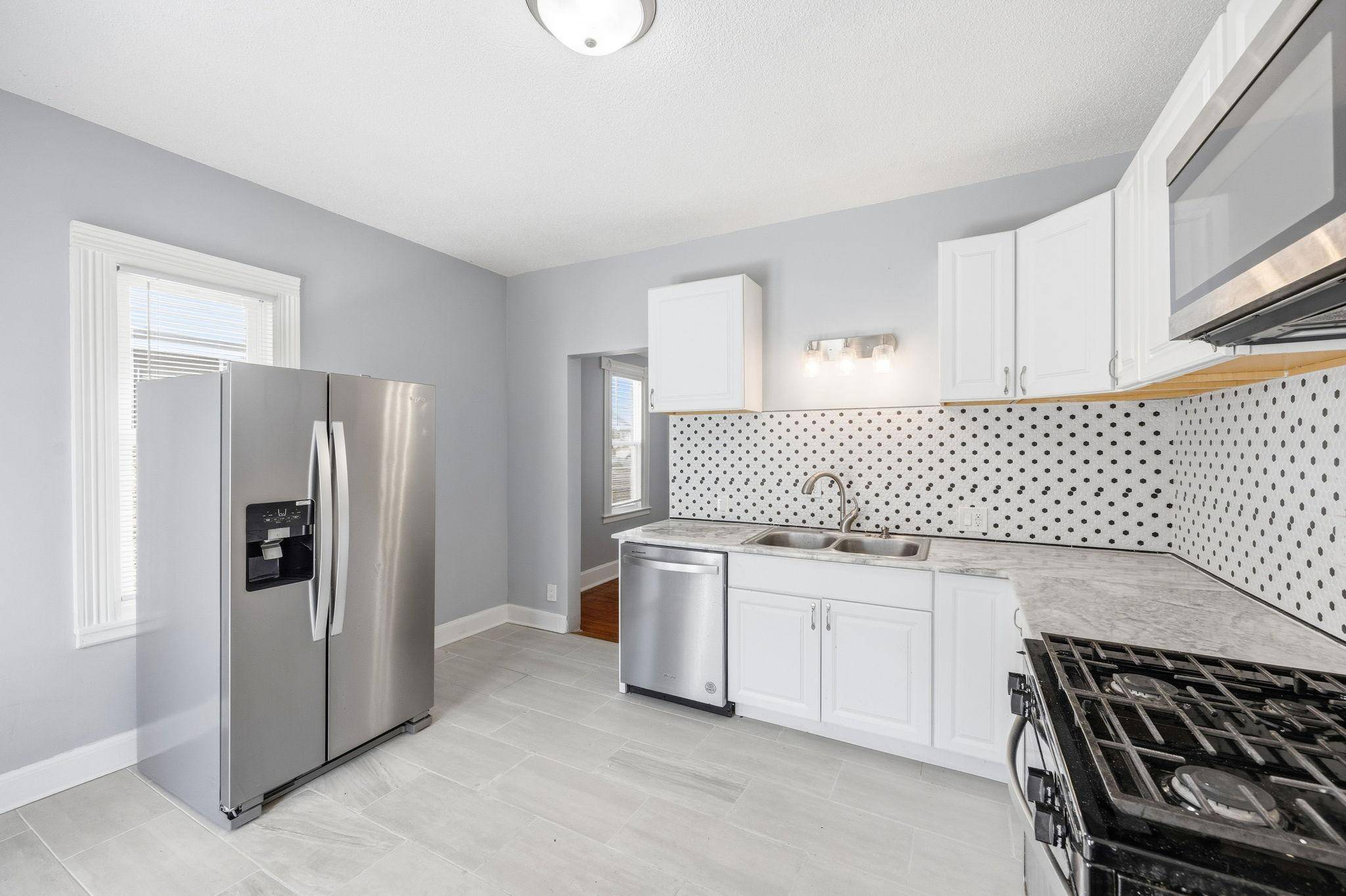 864 Sims AVE, Saint Paul, MN 55106