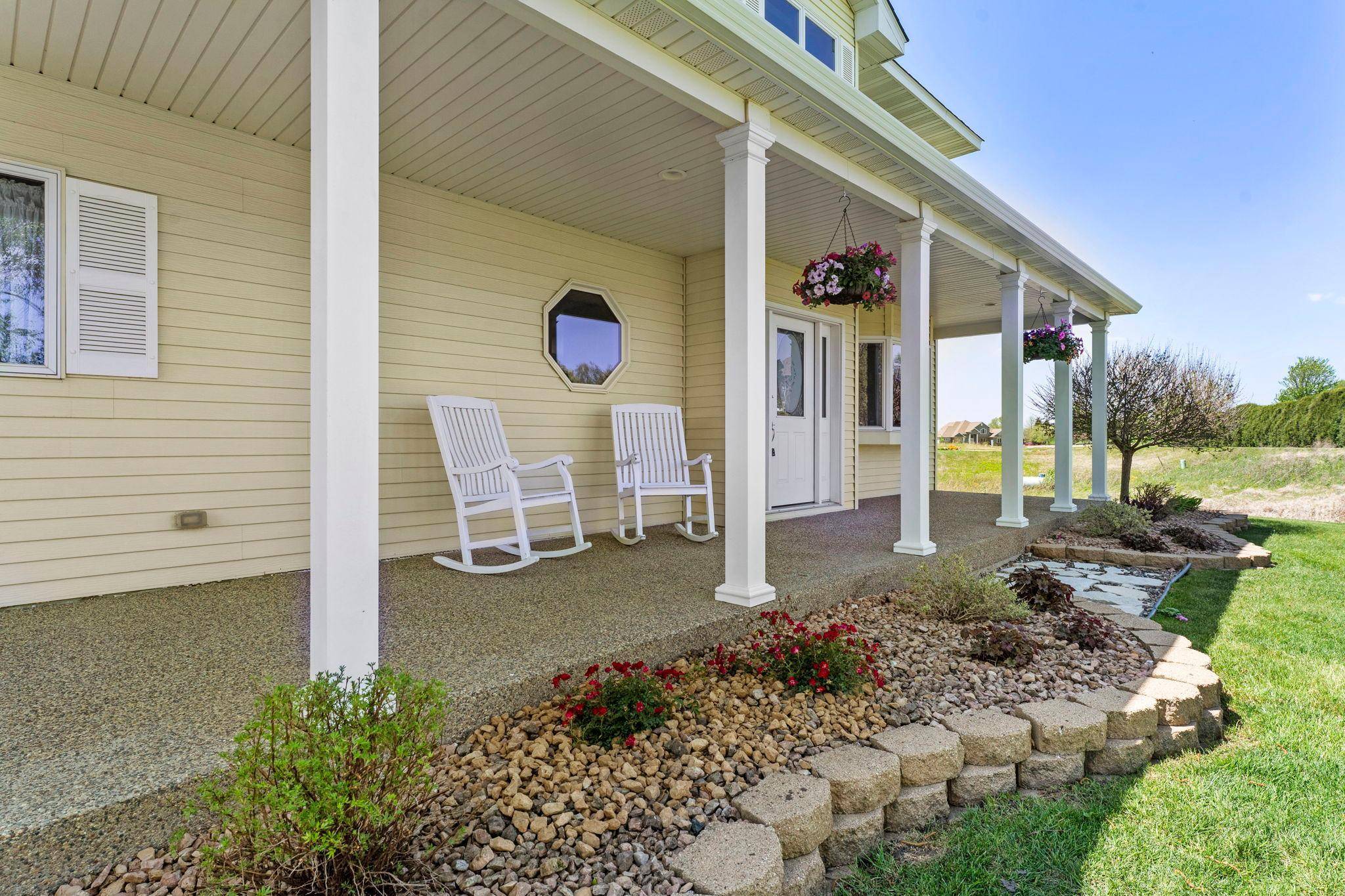 1413 27th ST NW, Austin, MN 55912