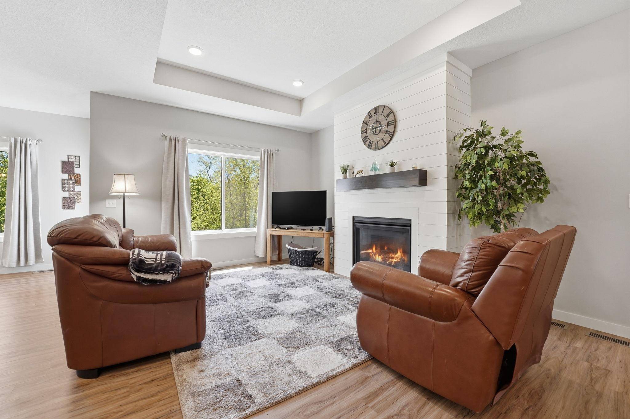 642 Alaska PL S, Cambridge, MN 55008