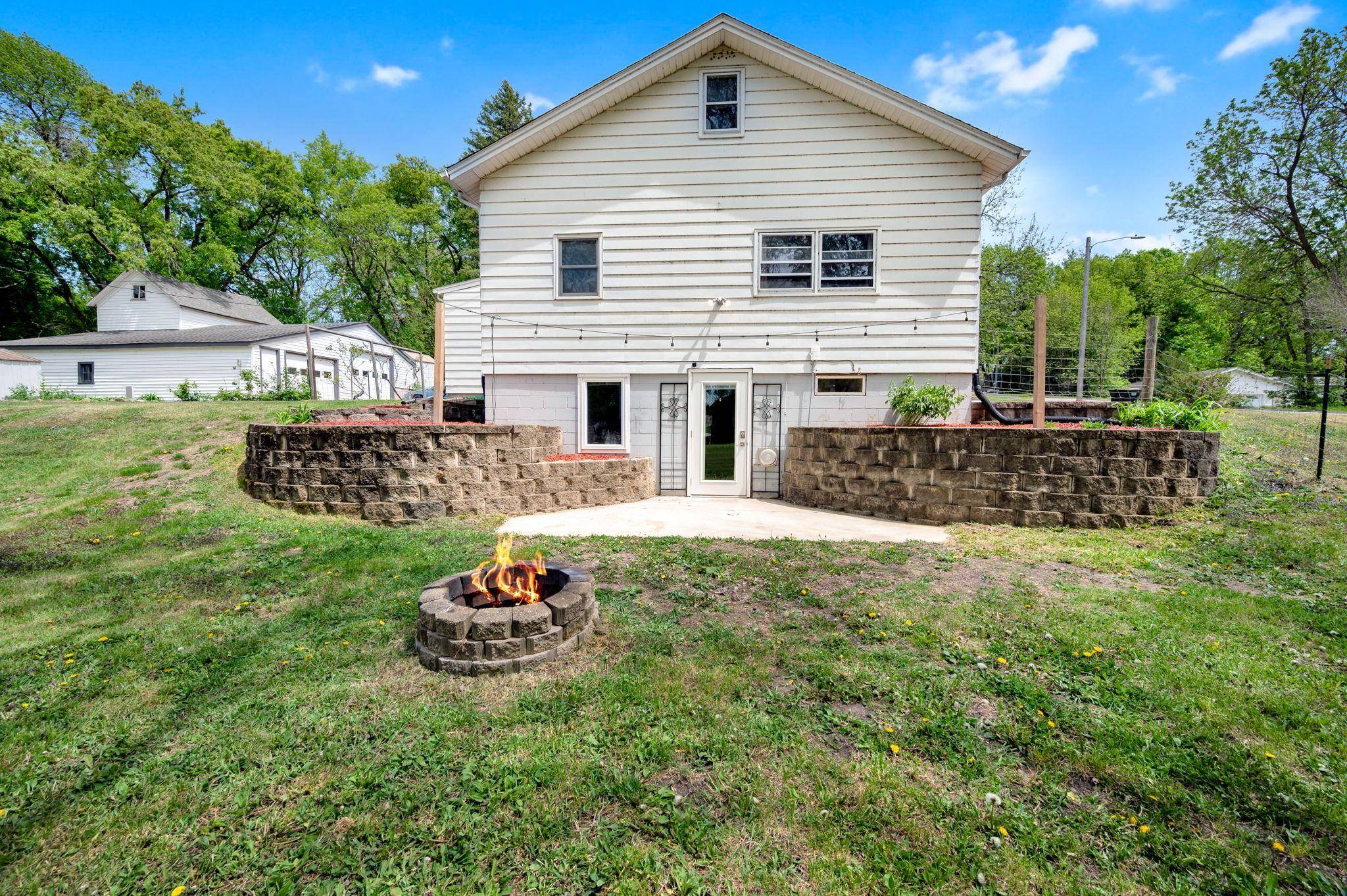 104 Frank AVE NE, Elysian, MN 56028