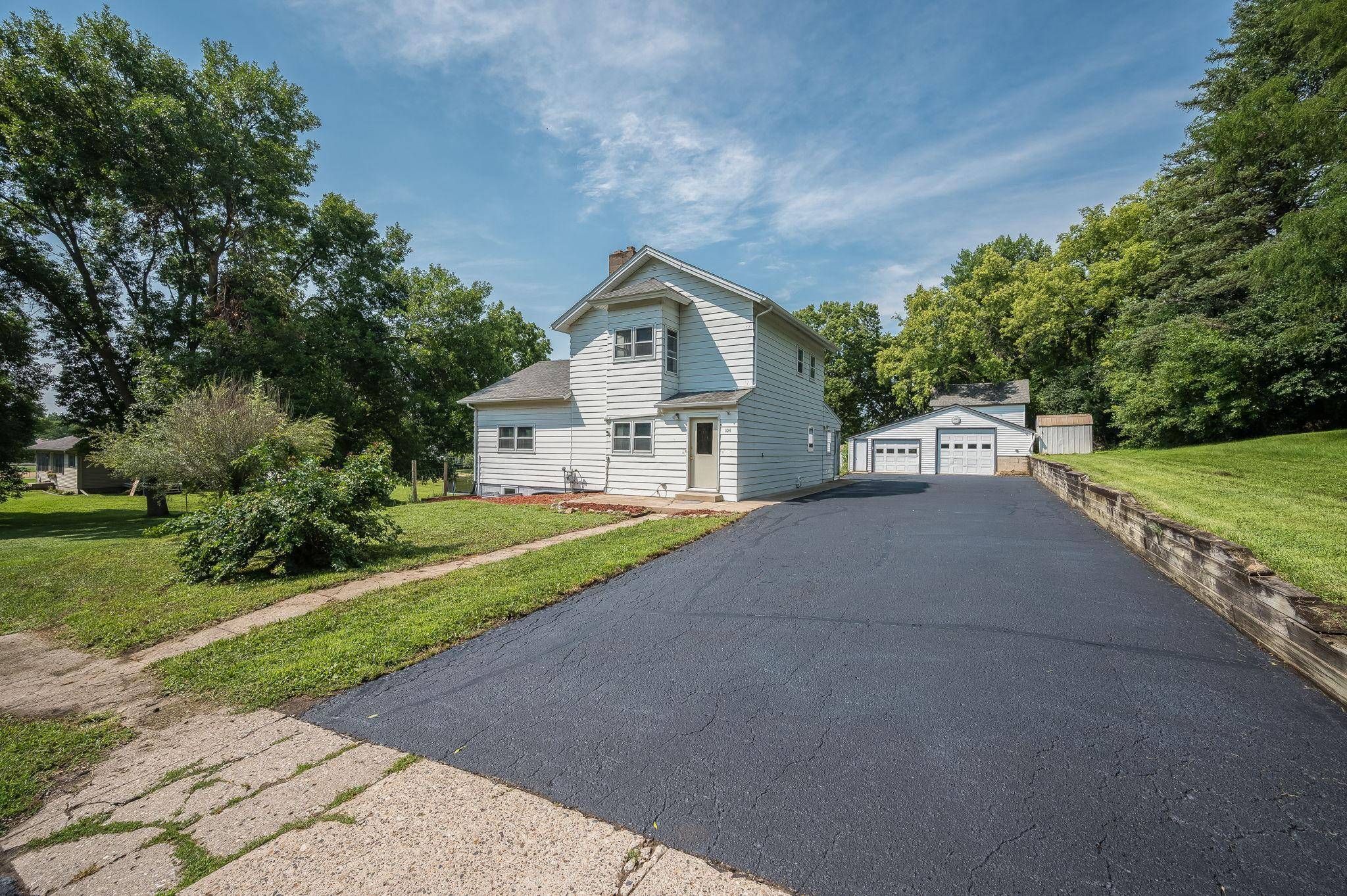104 Frank AVE NE, Elysian, MN 56028