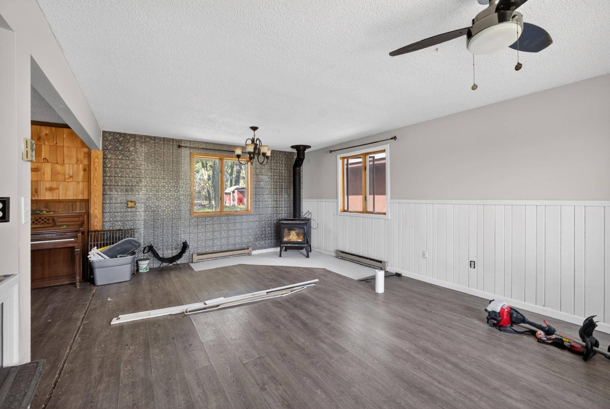3531 State Highway 23, Askov, MN 55704