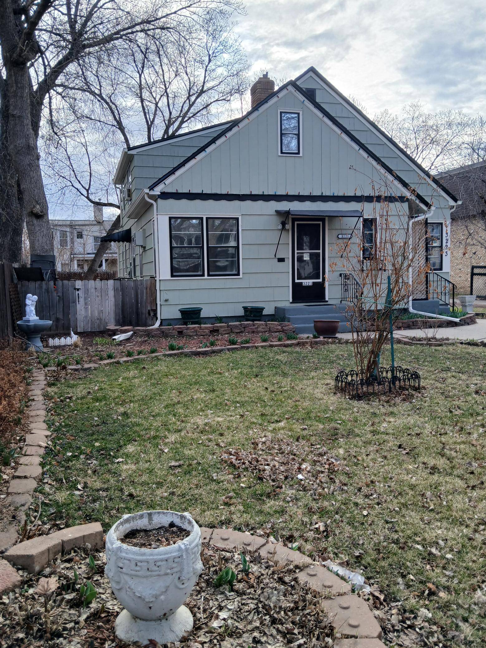 3221 Minnehaha AVE, Minneapolis, MN 55406
