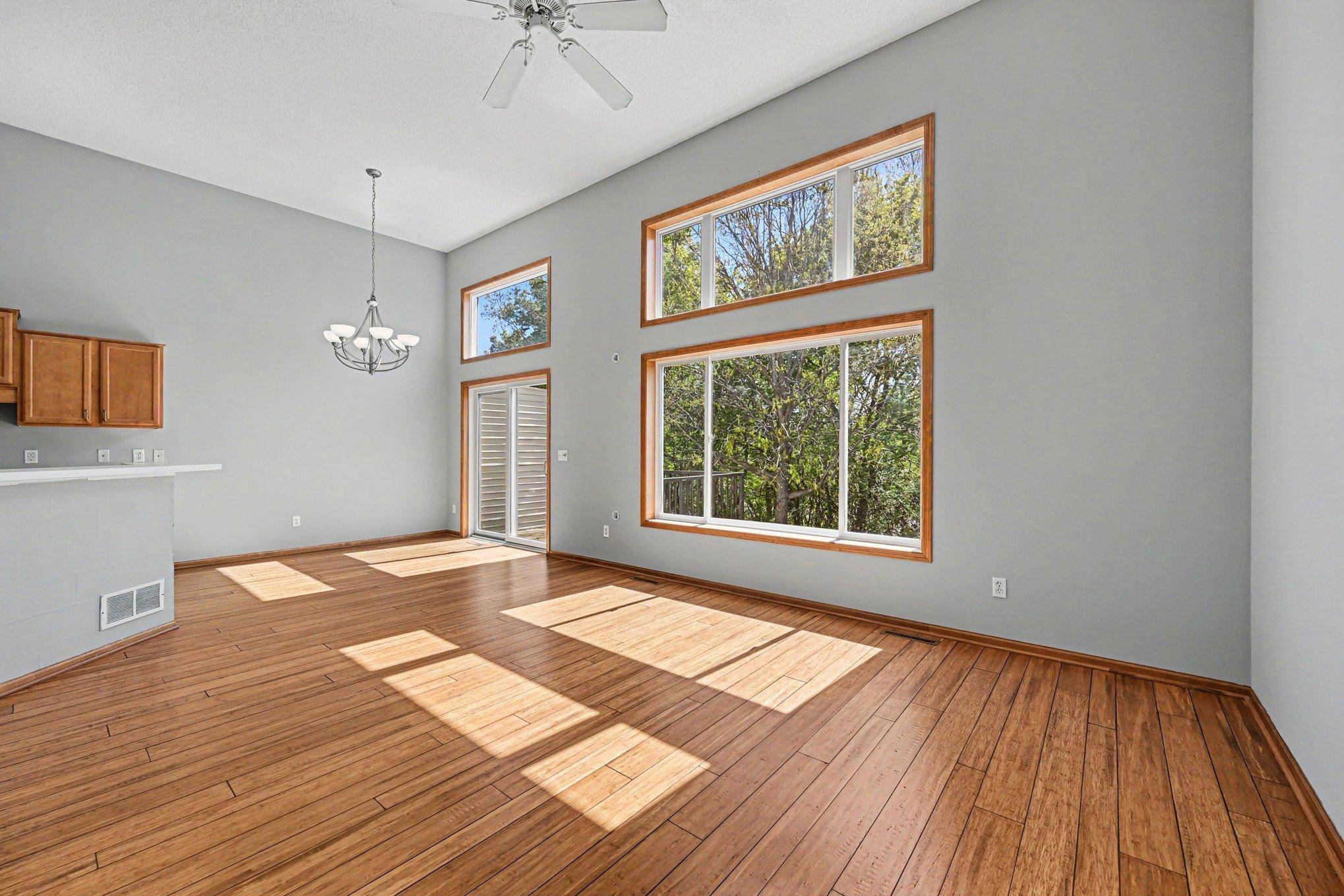 3713 Fox Tail TRL NW, Prior Lake, MN 55372