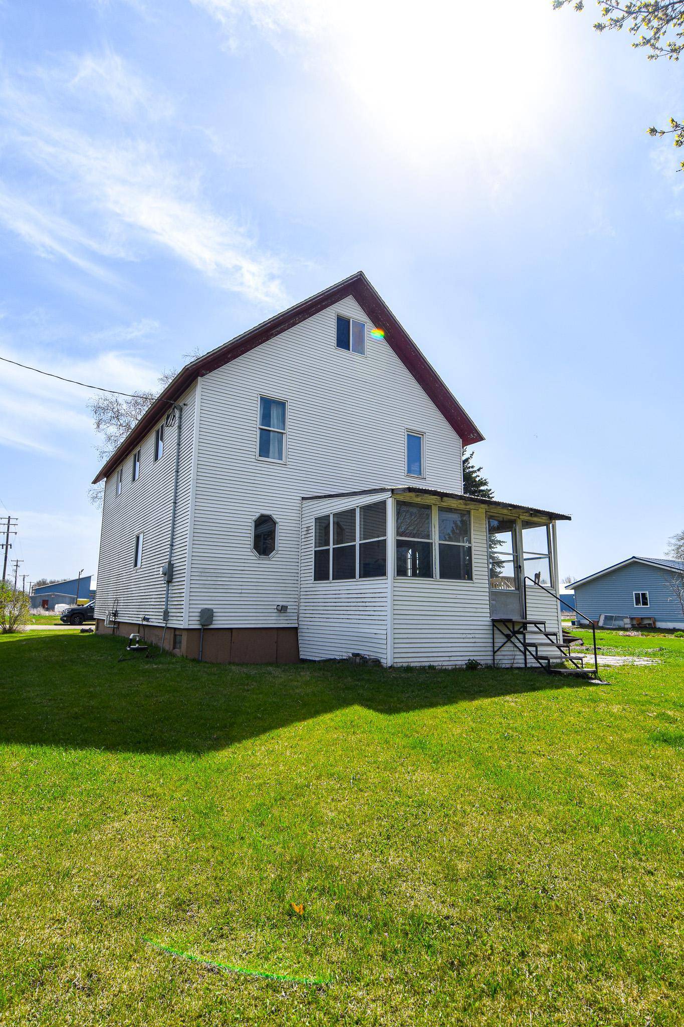 117 Red Lake AVE N, Saint Hilaire, MN 56754