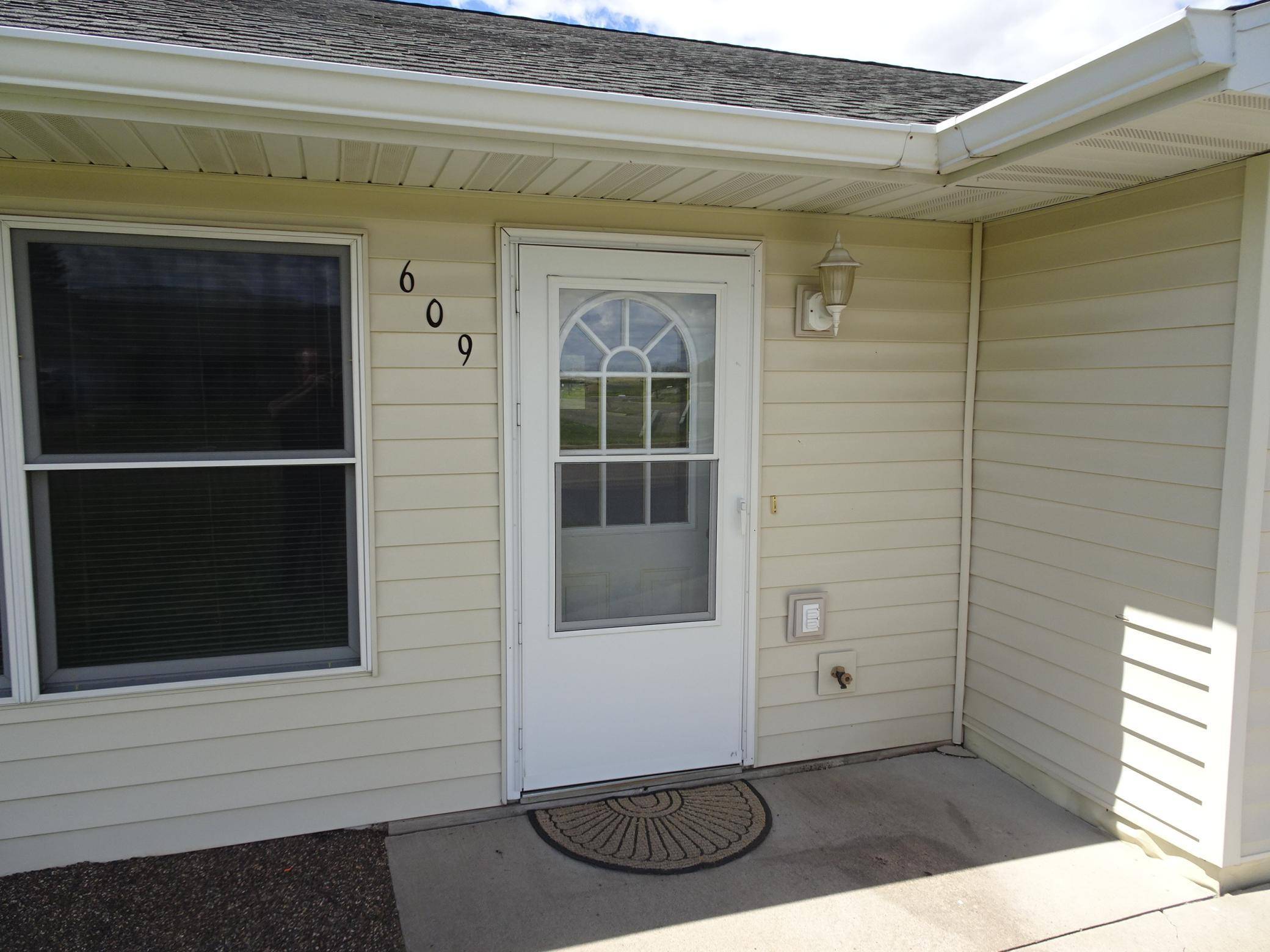 609 Washington ST, Almena, WI 54805