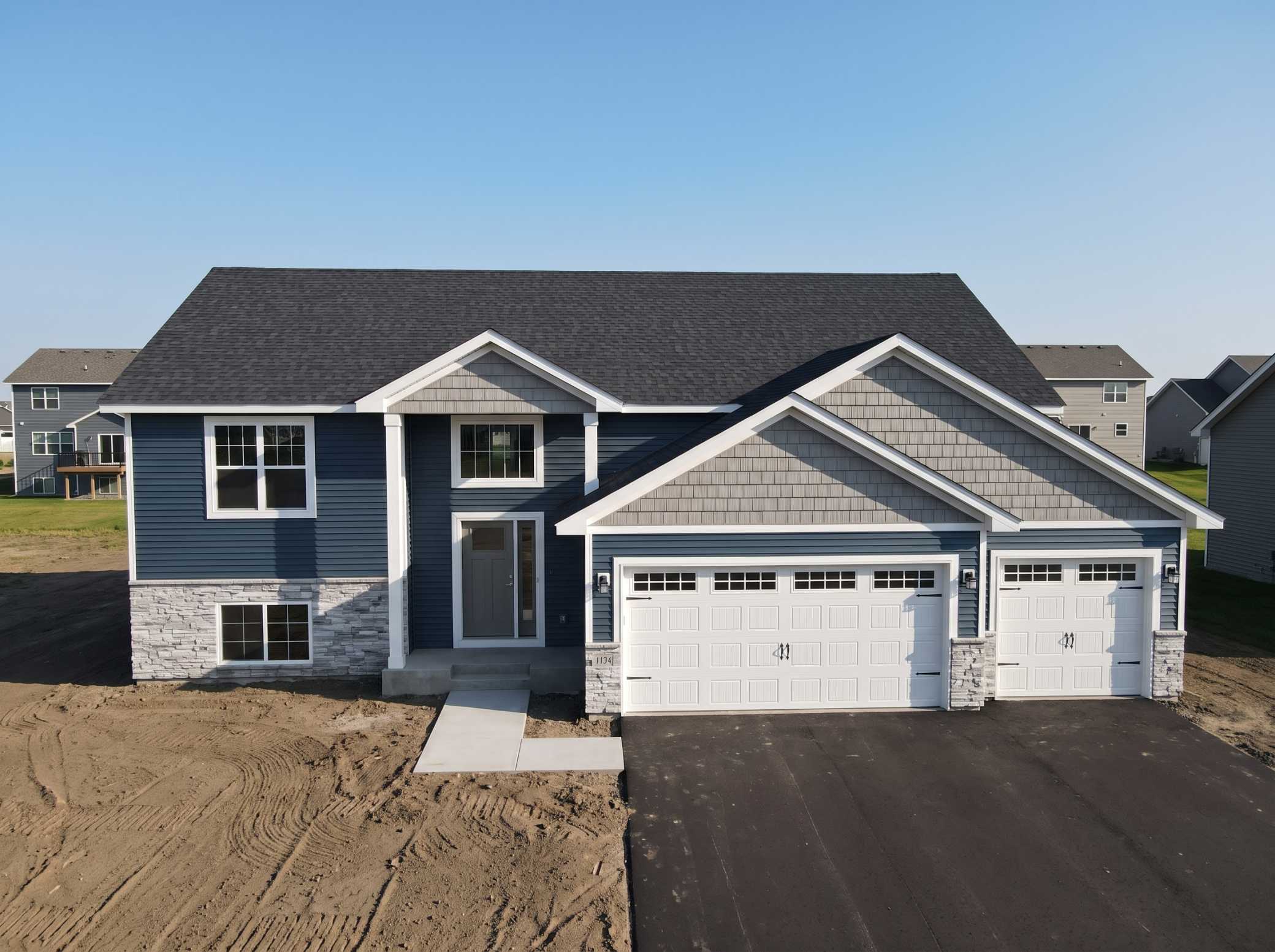 1005 Misty Meadow BLVD, Buffalo, MN 55313