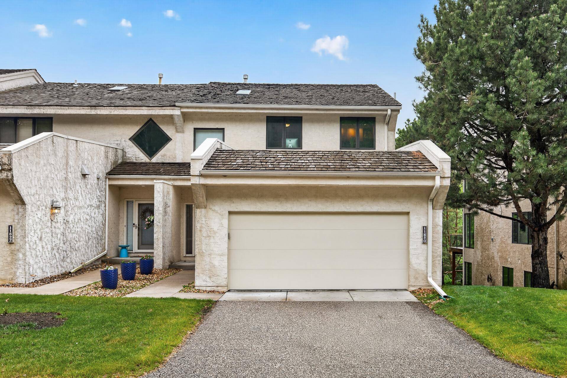 11820 Bren RD, Minnetonka, MN 55343