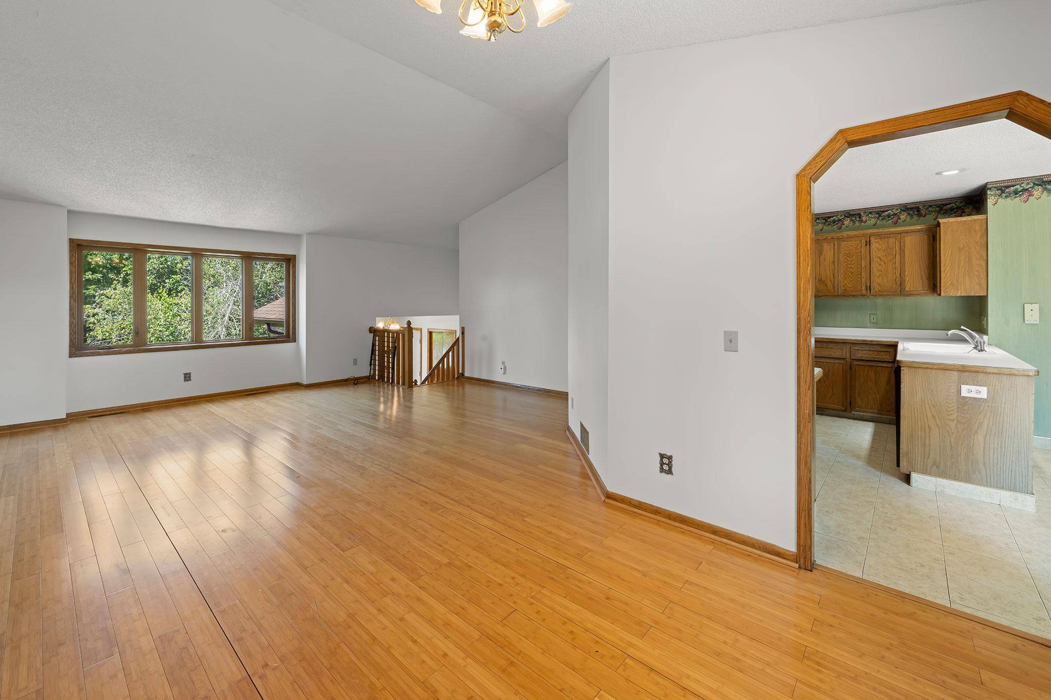 17446 Goldenview AVE, Lakeville, MN 55044