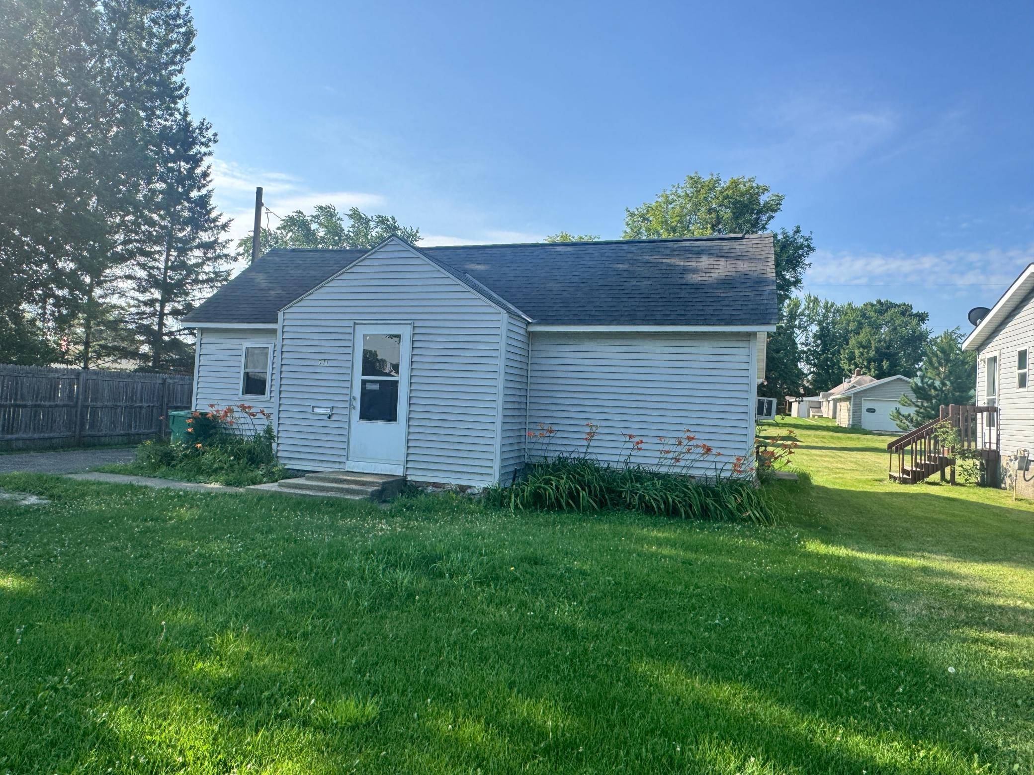 511 5th ST NW, Aitkin, MN 56431