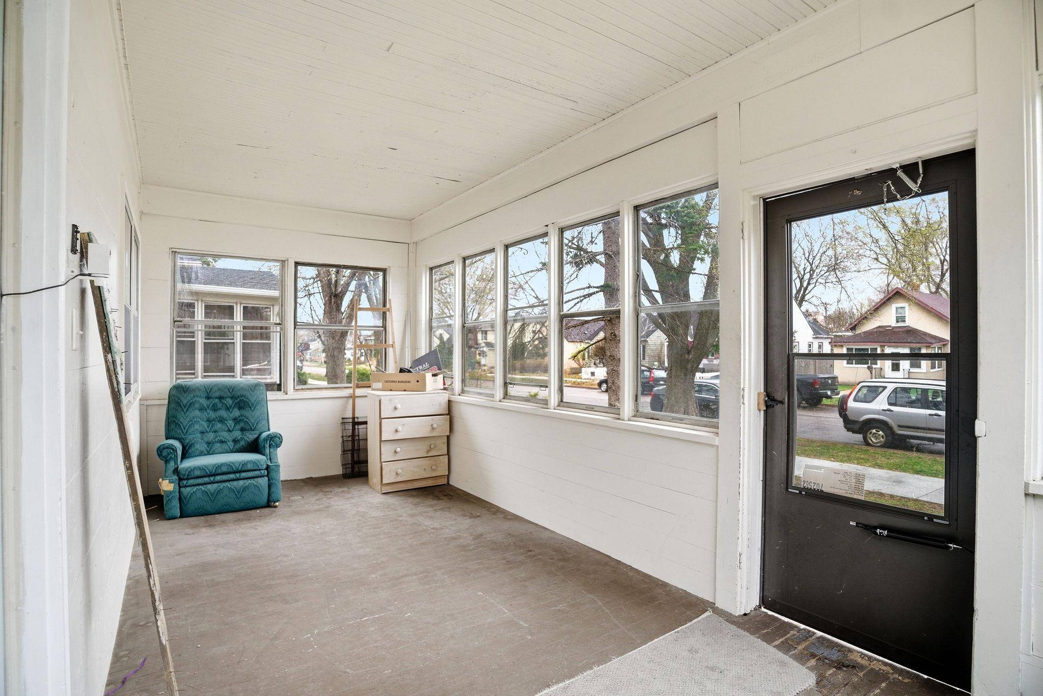 1259 Charles AVE, Saint Paul, MN 55104