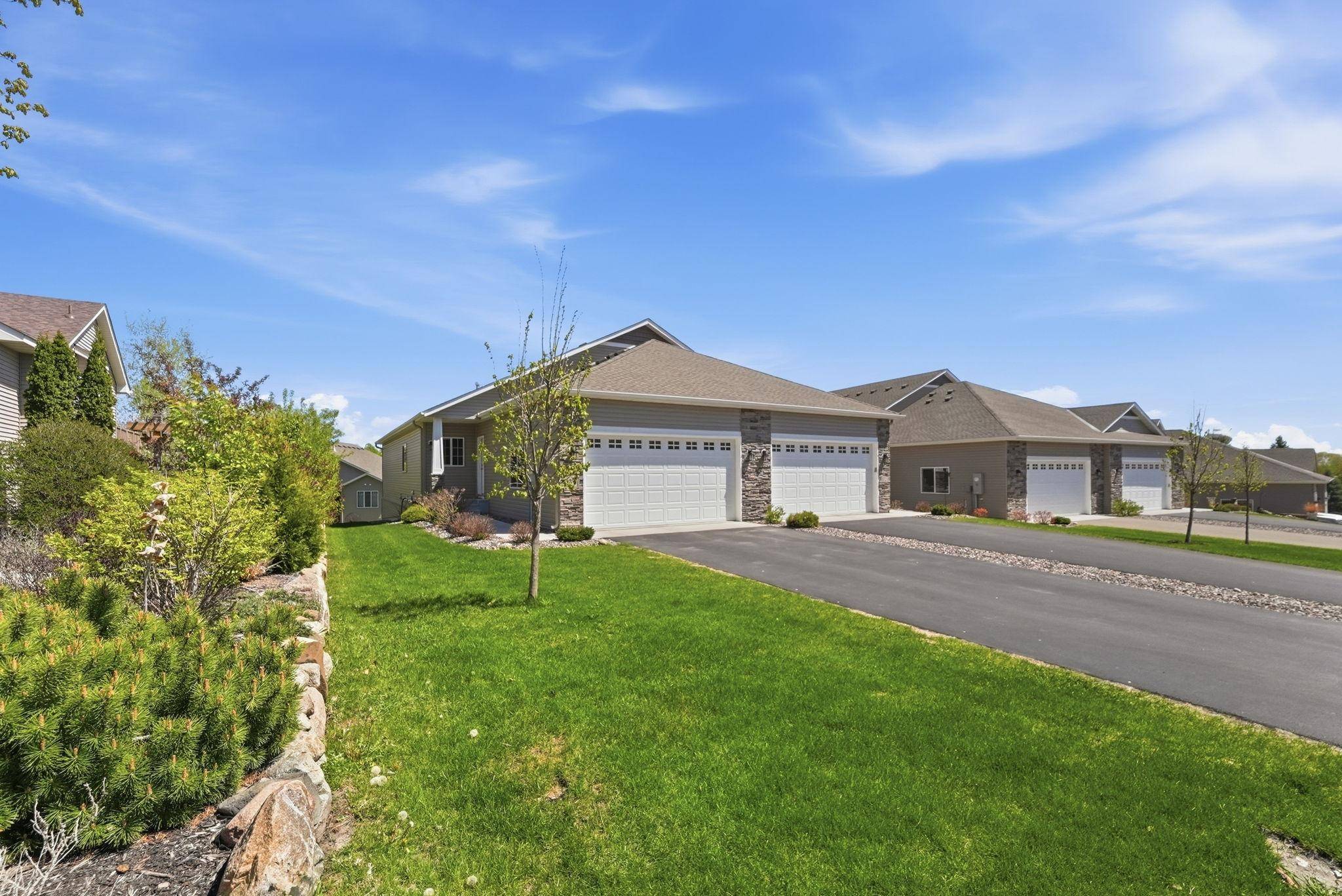 8011 Winfield RD, Rockford, MN 55373
