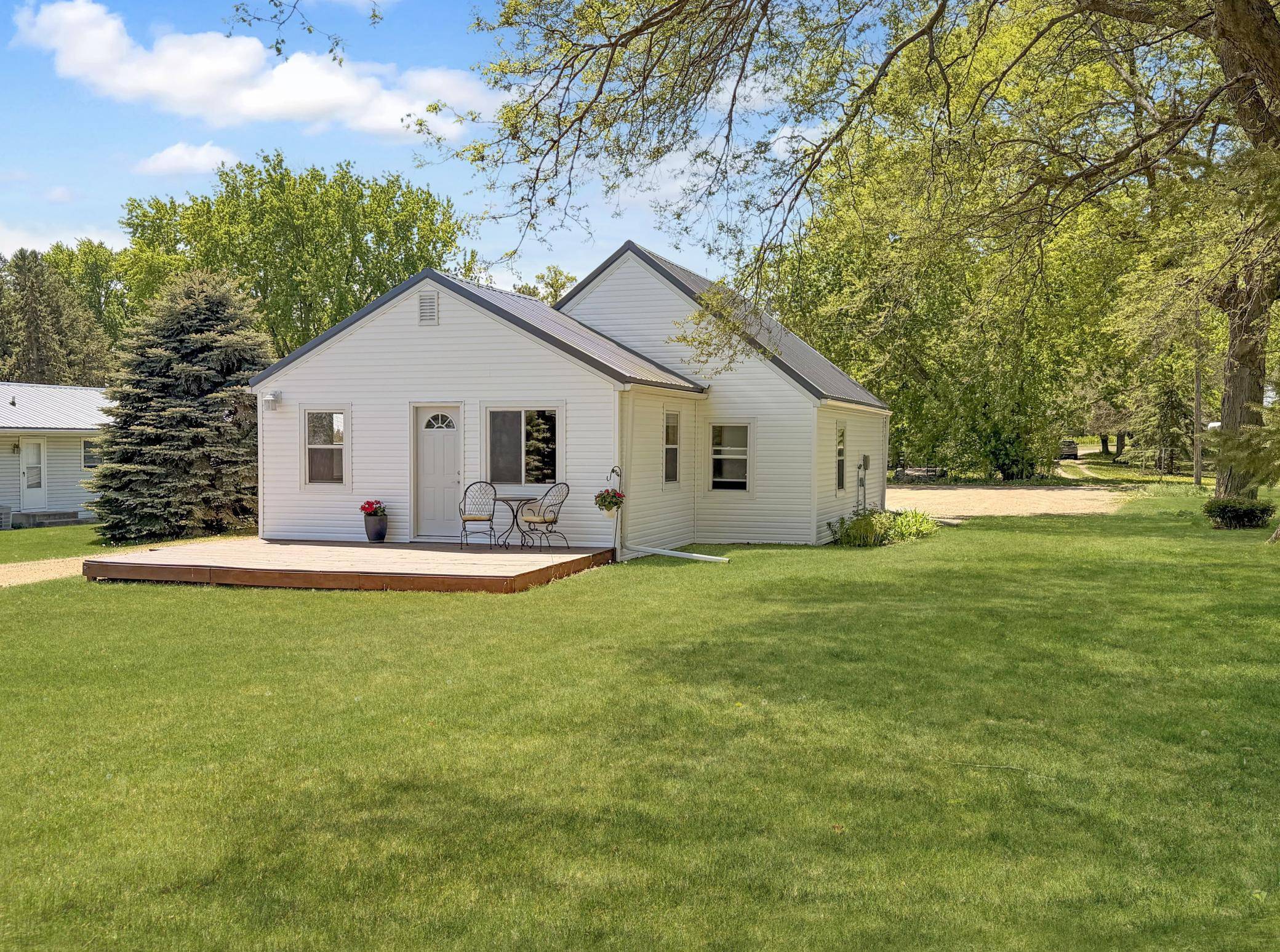 641 Summit AVE, Balaton, MN 56115