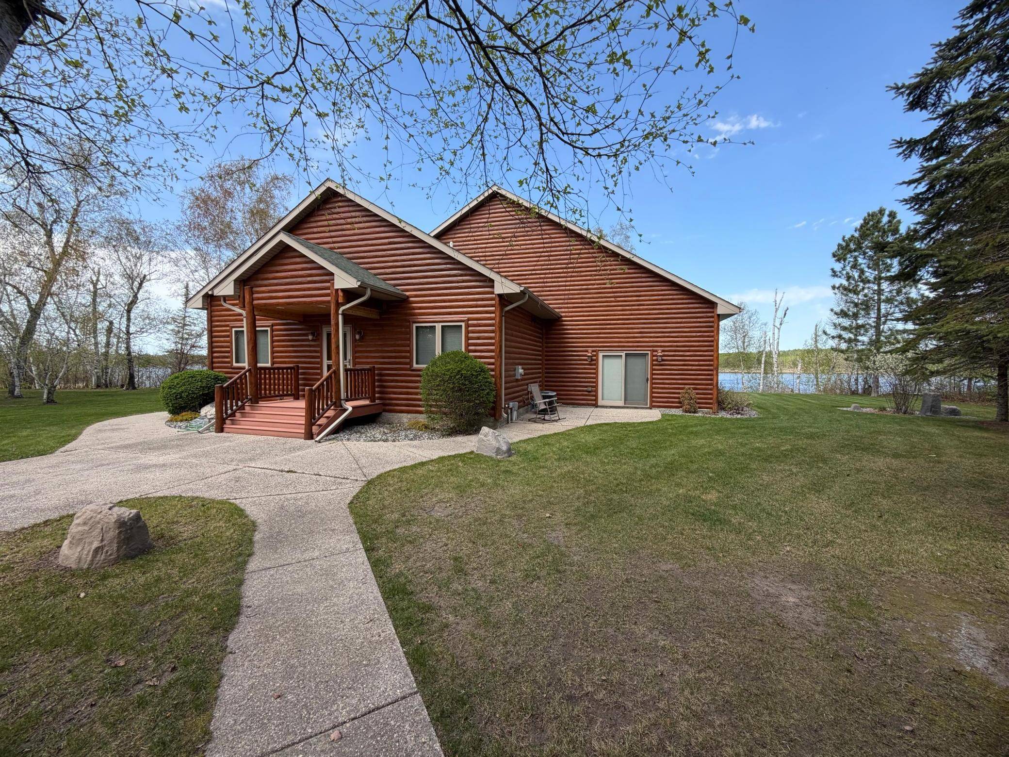 1377 Riverside DR NW, Baudette, MN 56623